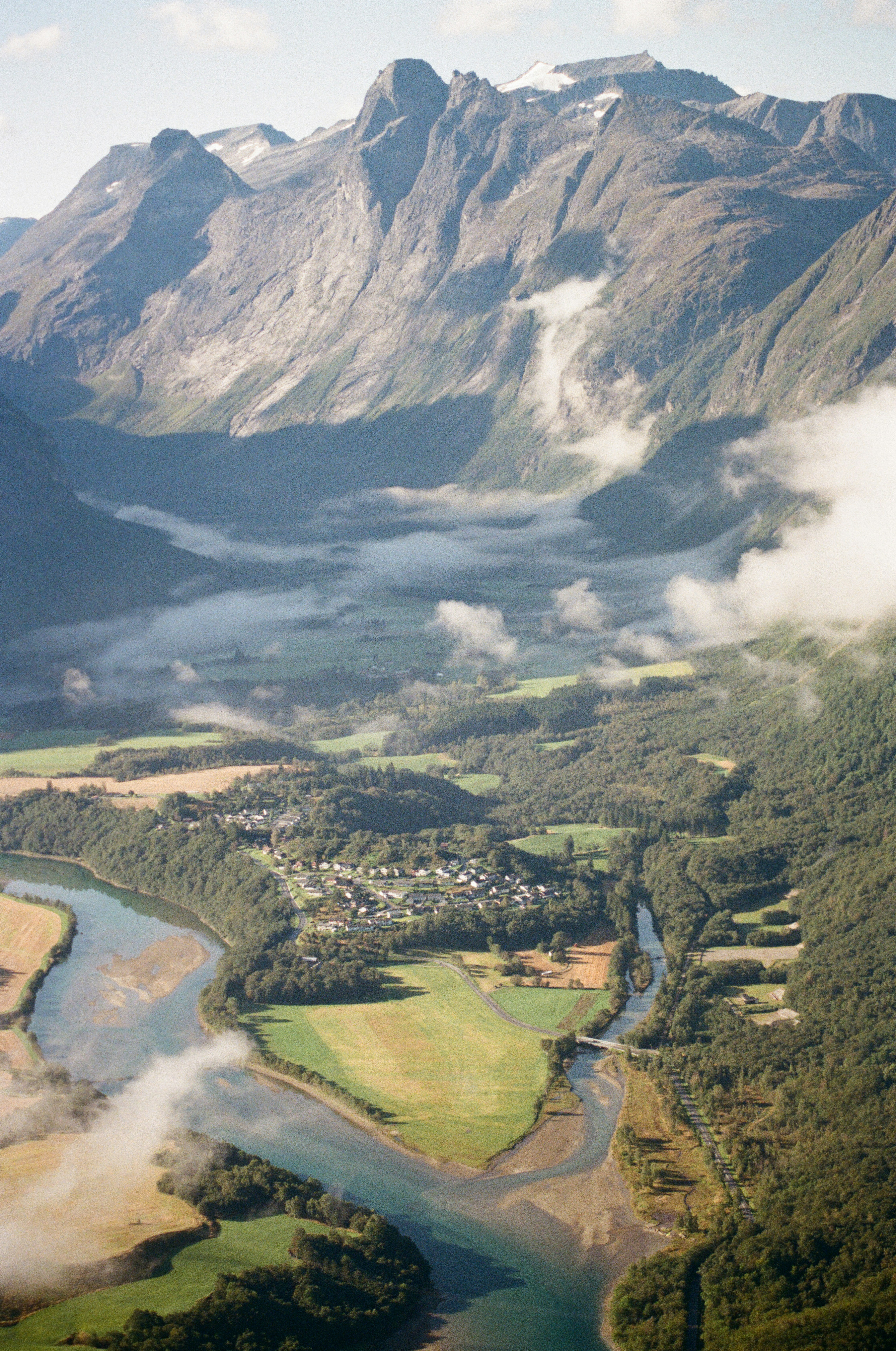 Photo by bernhardbar