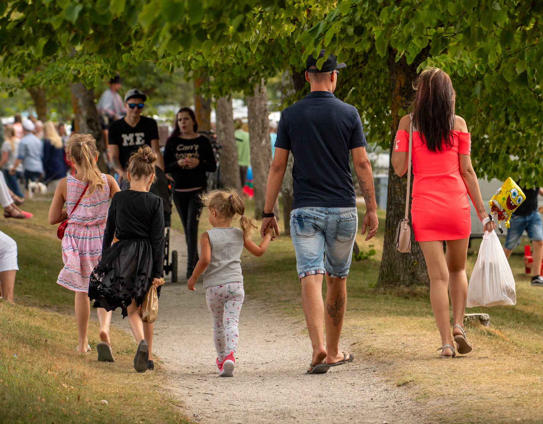 Family exploring a Miami neighborhood together