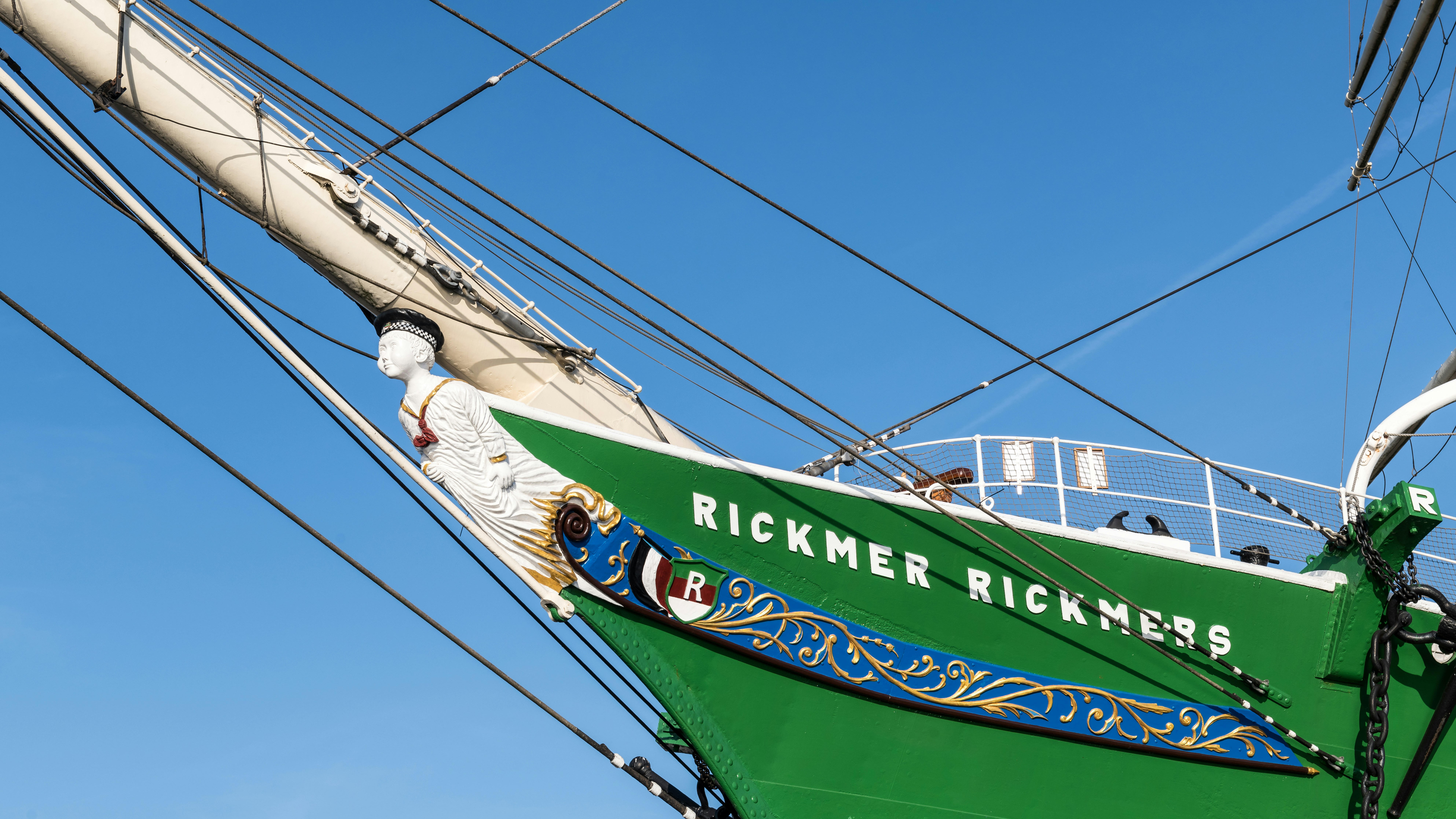 Green ship bow with rickmer rickmers name