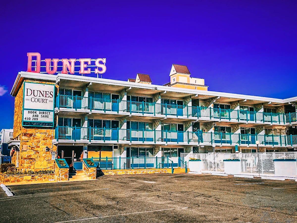 Neon Arrow Cabins