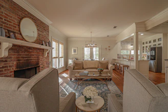 Recurring cleaning, clean living room