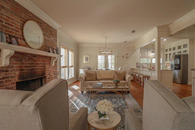 Recurring cleaning, clean living room