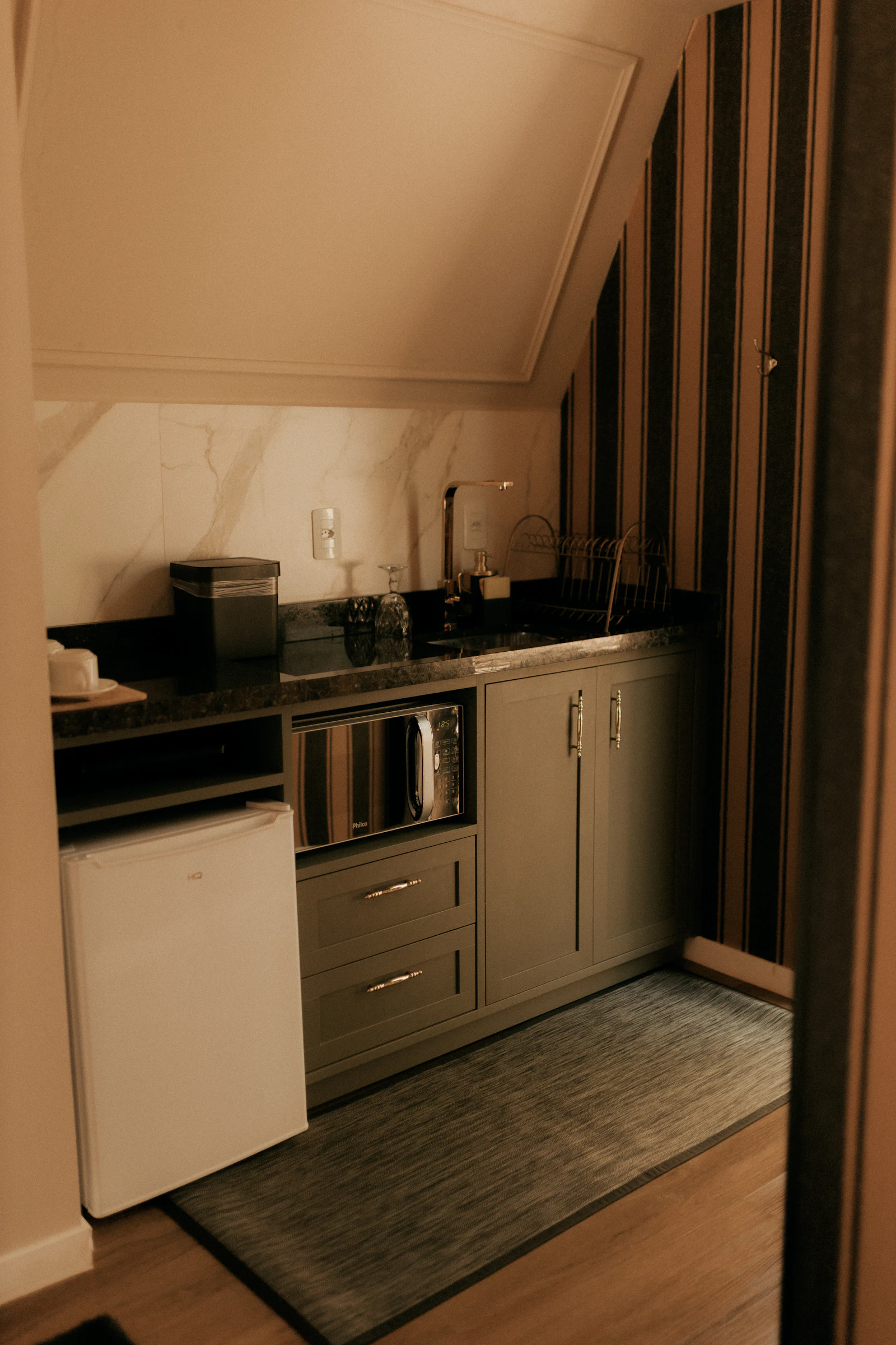 Appartement meublé équipé d'une kitchenette pour un séjour de longue durée