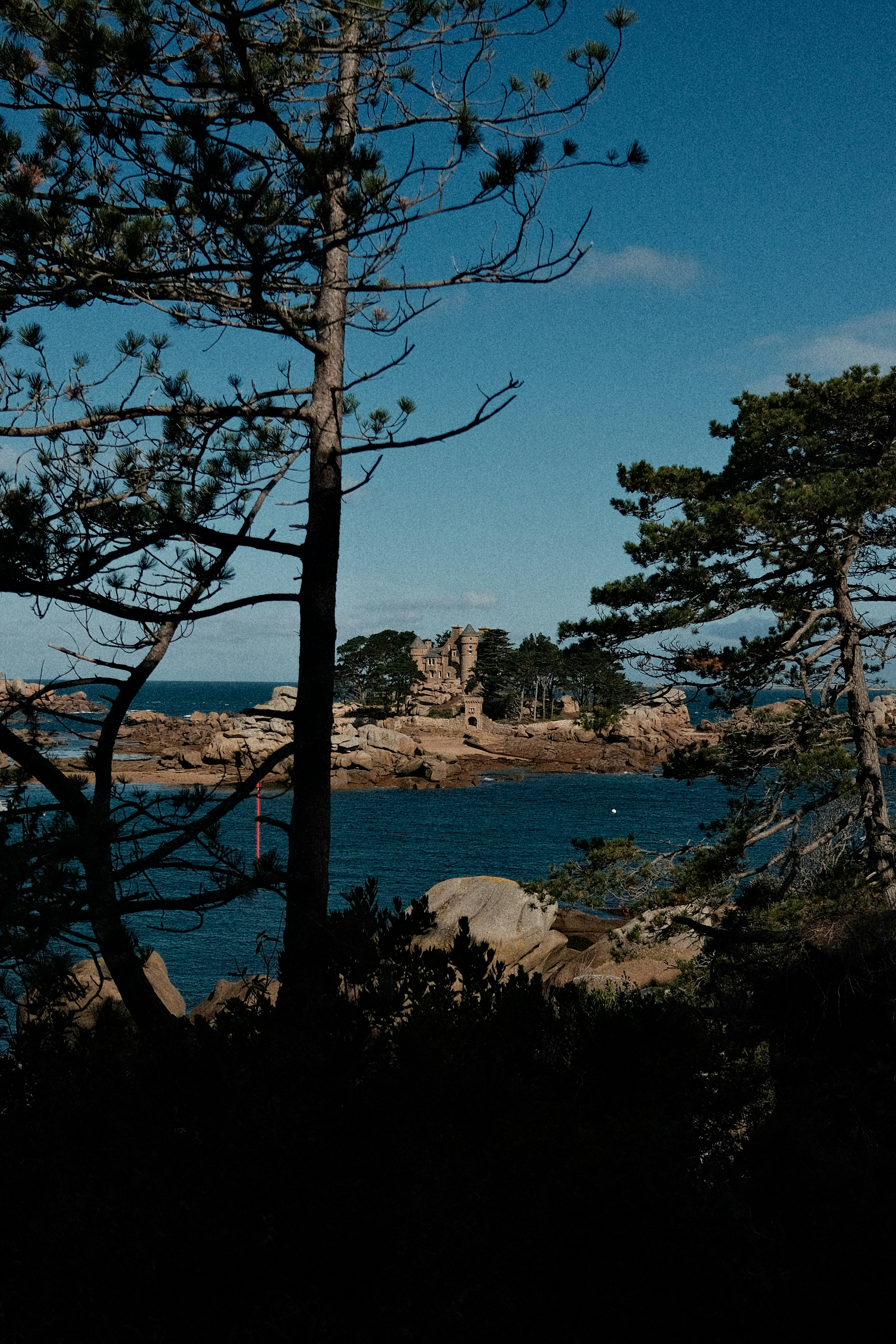 Photo by valentinlacoste