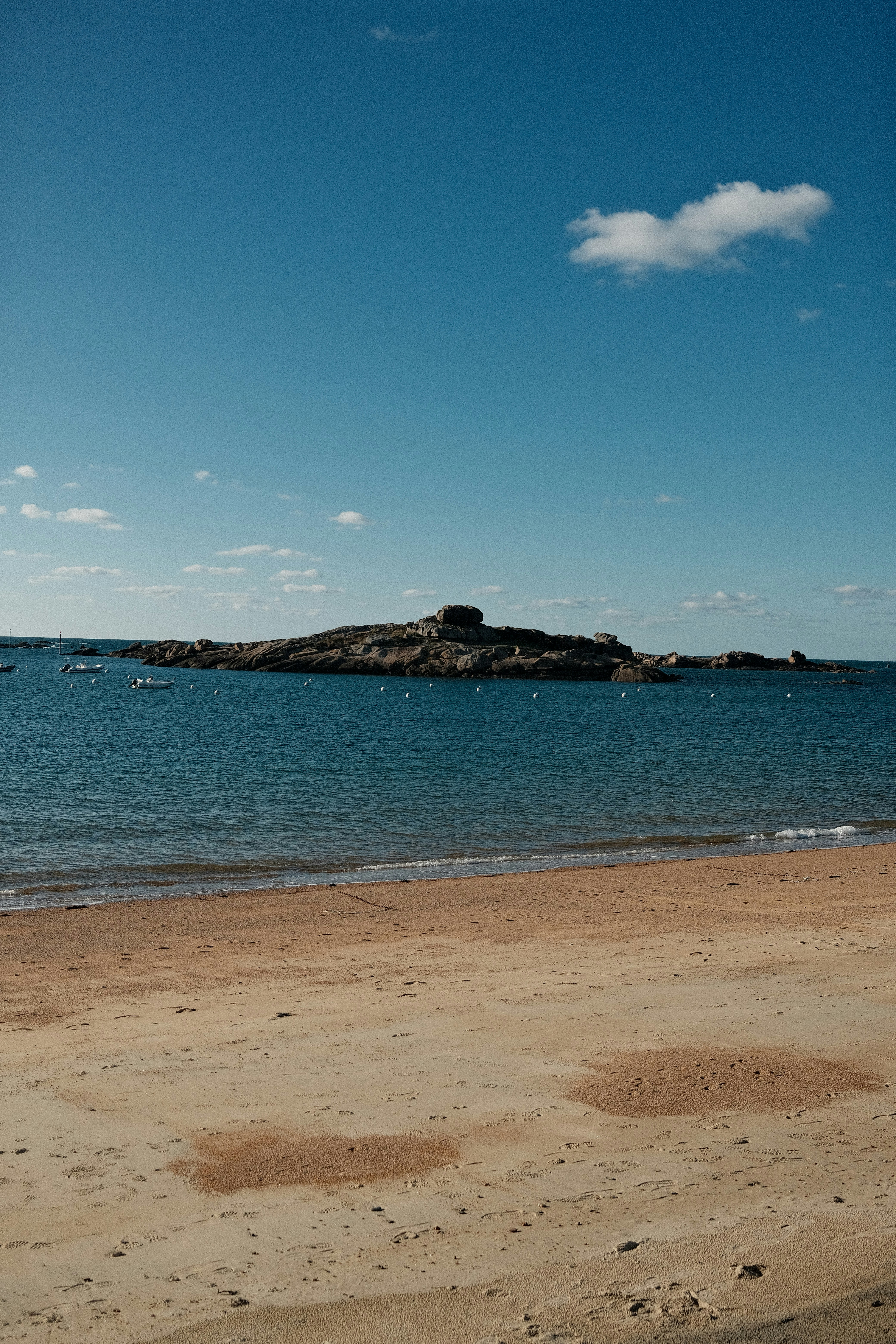 Photo by valentinlacoste