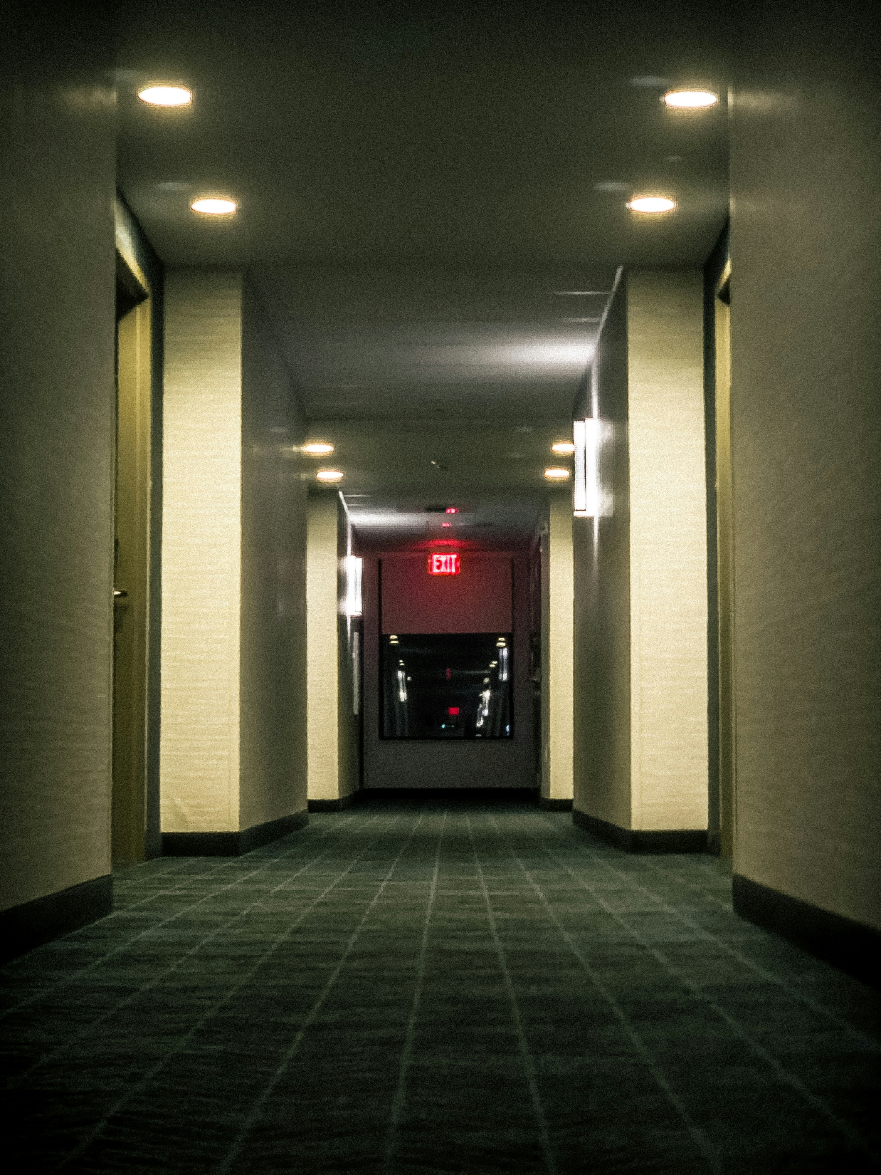 neutral hallway wallpaper, wallpaper, Transitional Hallway Ideas: Before & After Transformations 3