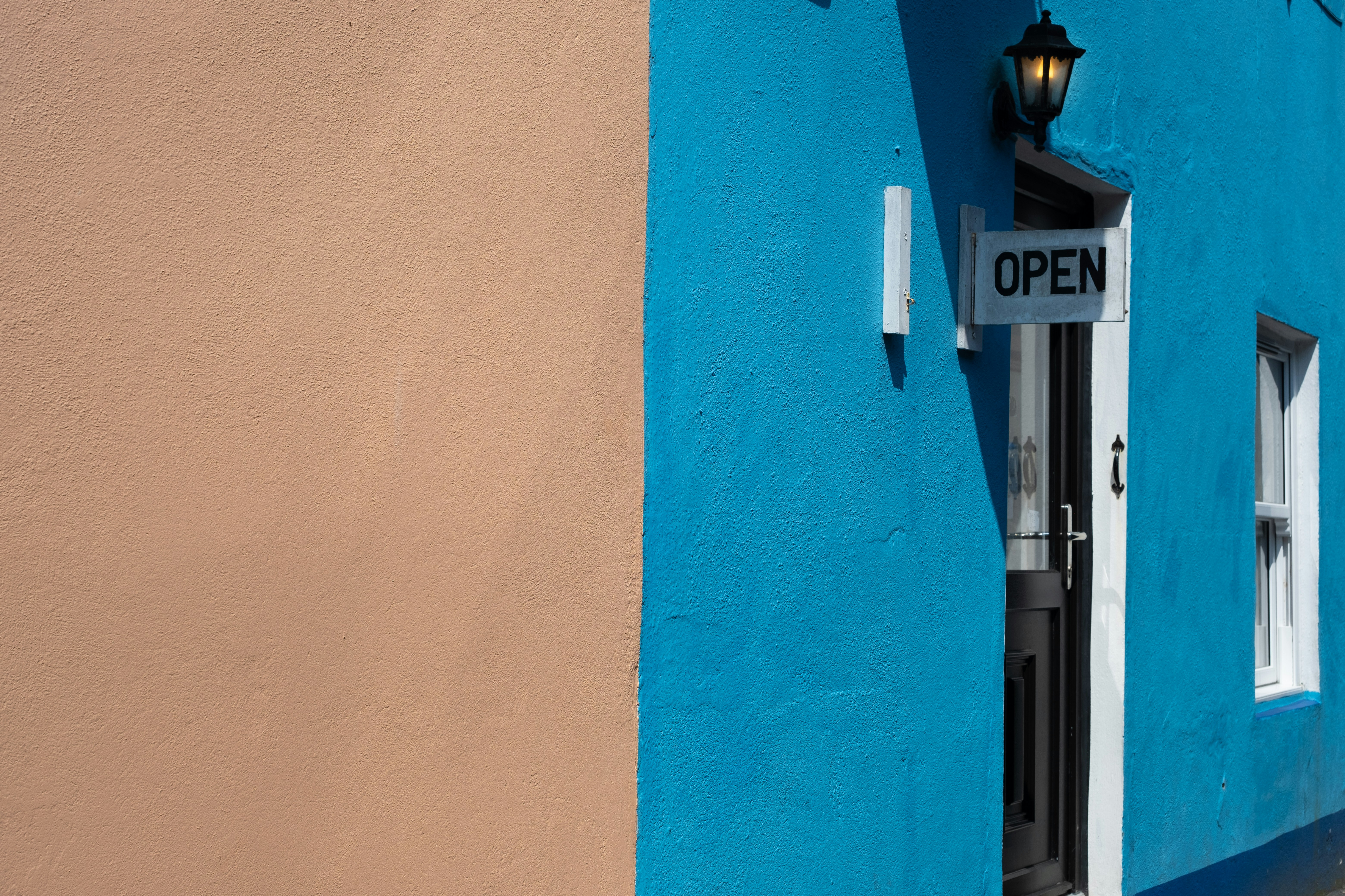 colorful entryway wallpaper, wallpaper, Eclectic Entryway Color Schemes: Welcoming Style 5