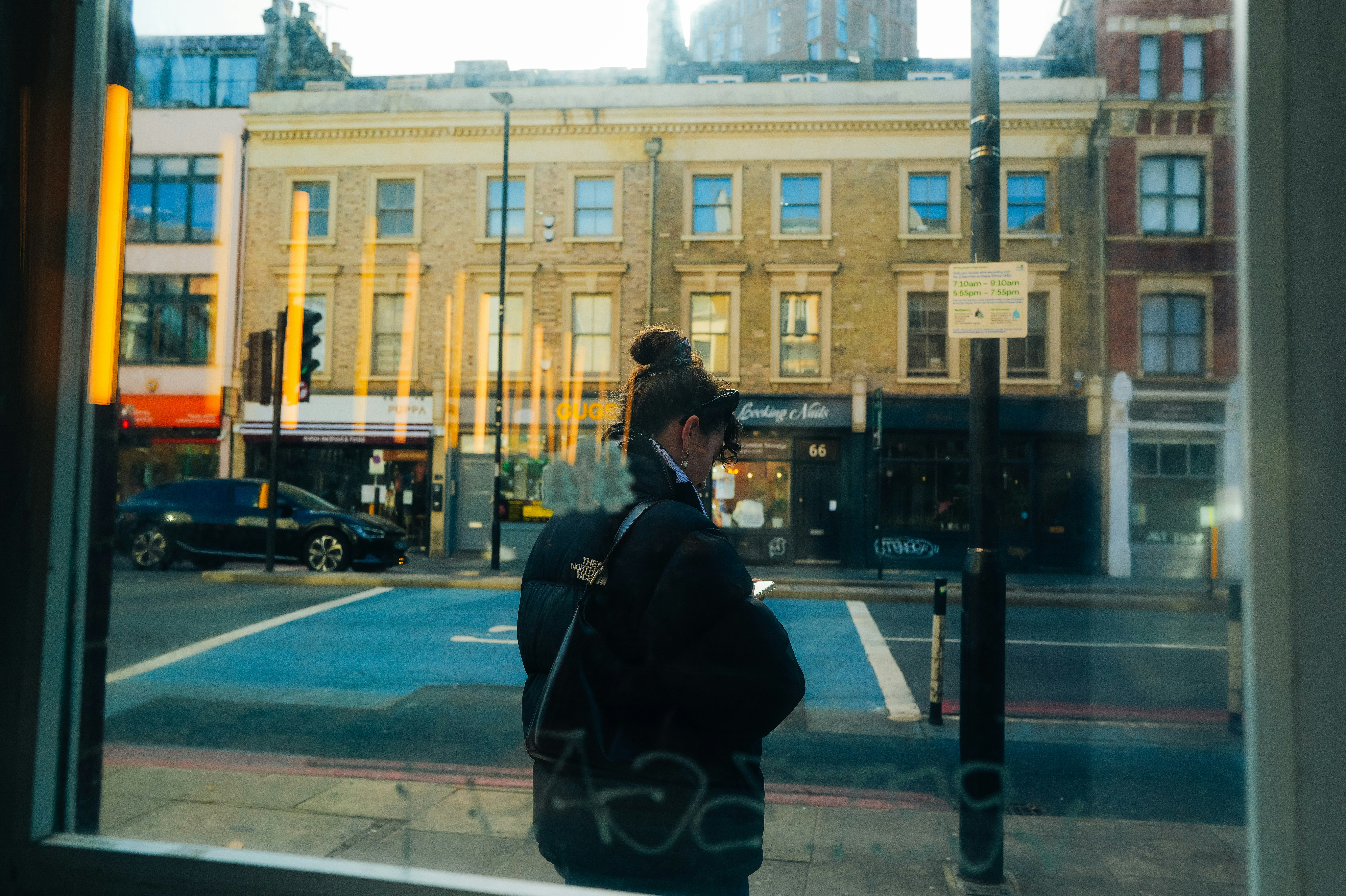 Photo by adrienolichon