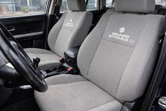Suzuki grand vitara car interior with gray seats