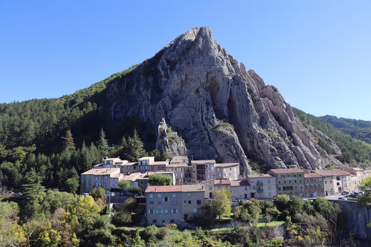 Moderne appartement au calme à Cabriès — Appartement · Cabriès, Provence