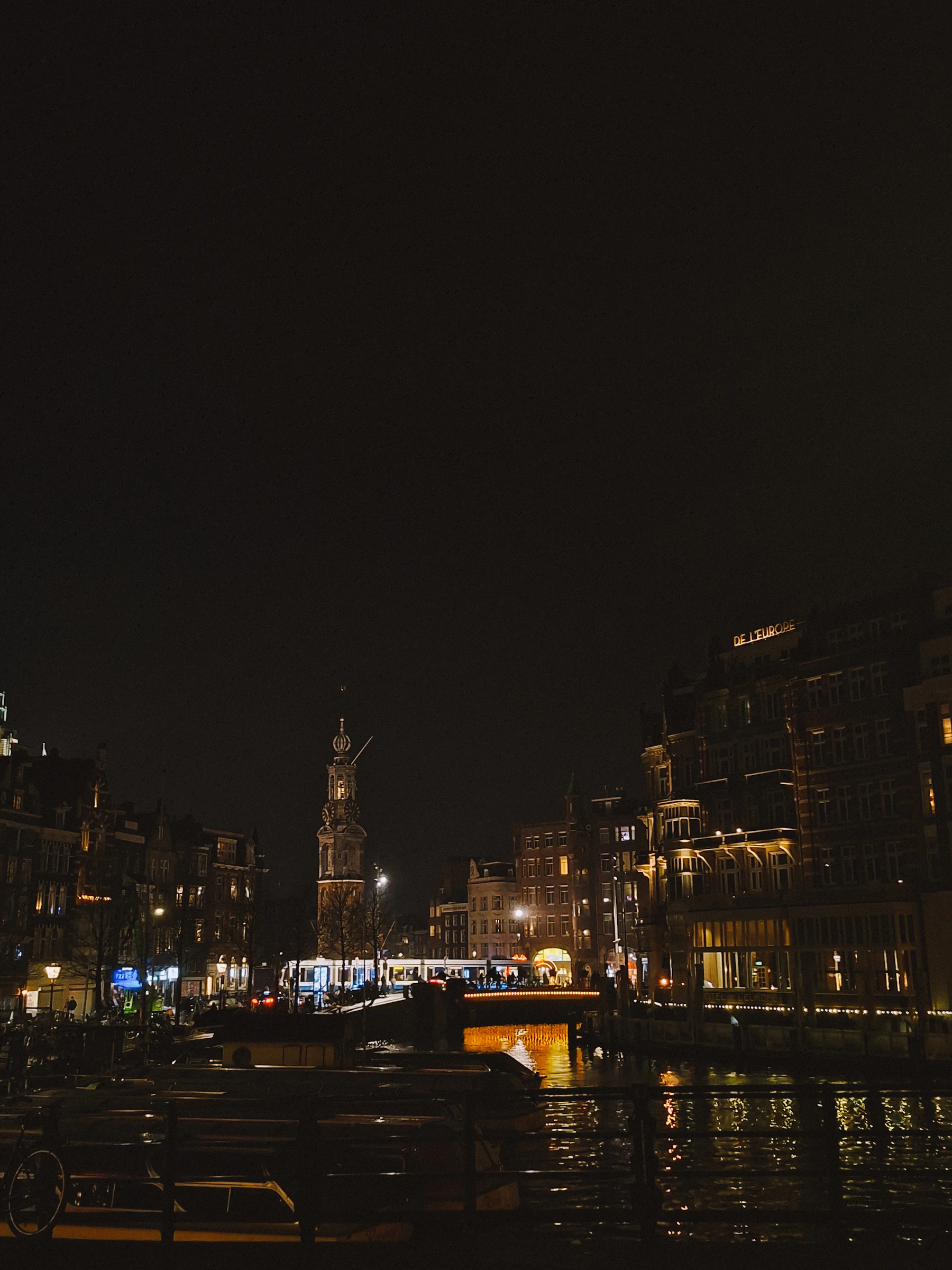 Amsterdam bij nacht