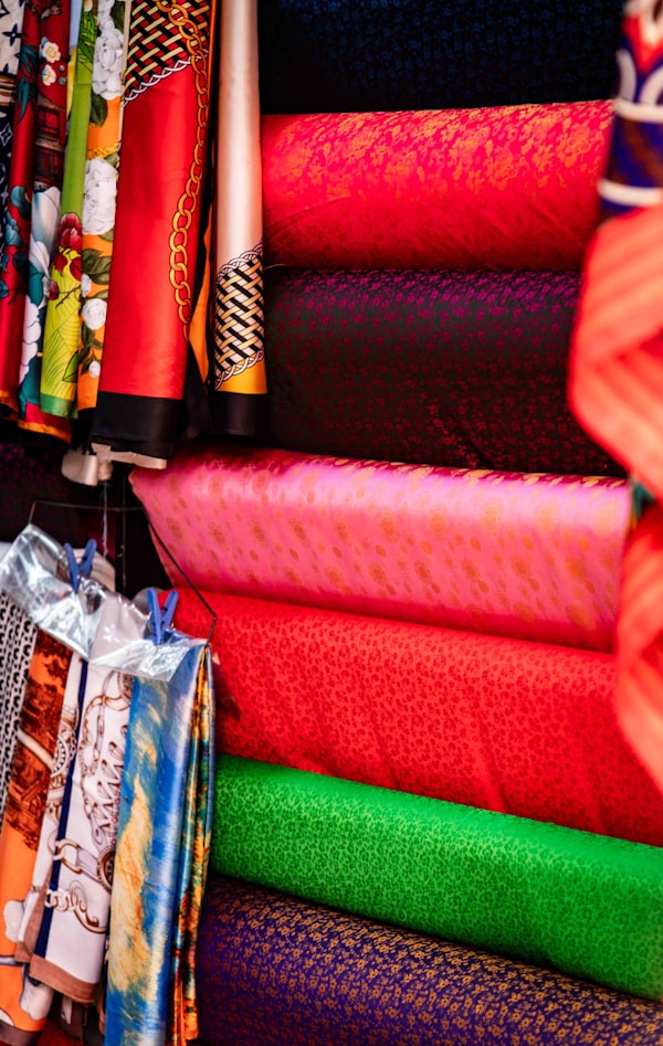 Textile Tours of Paris — 少人数制ワークショップ