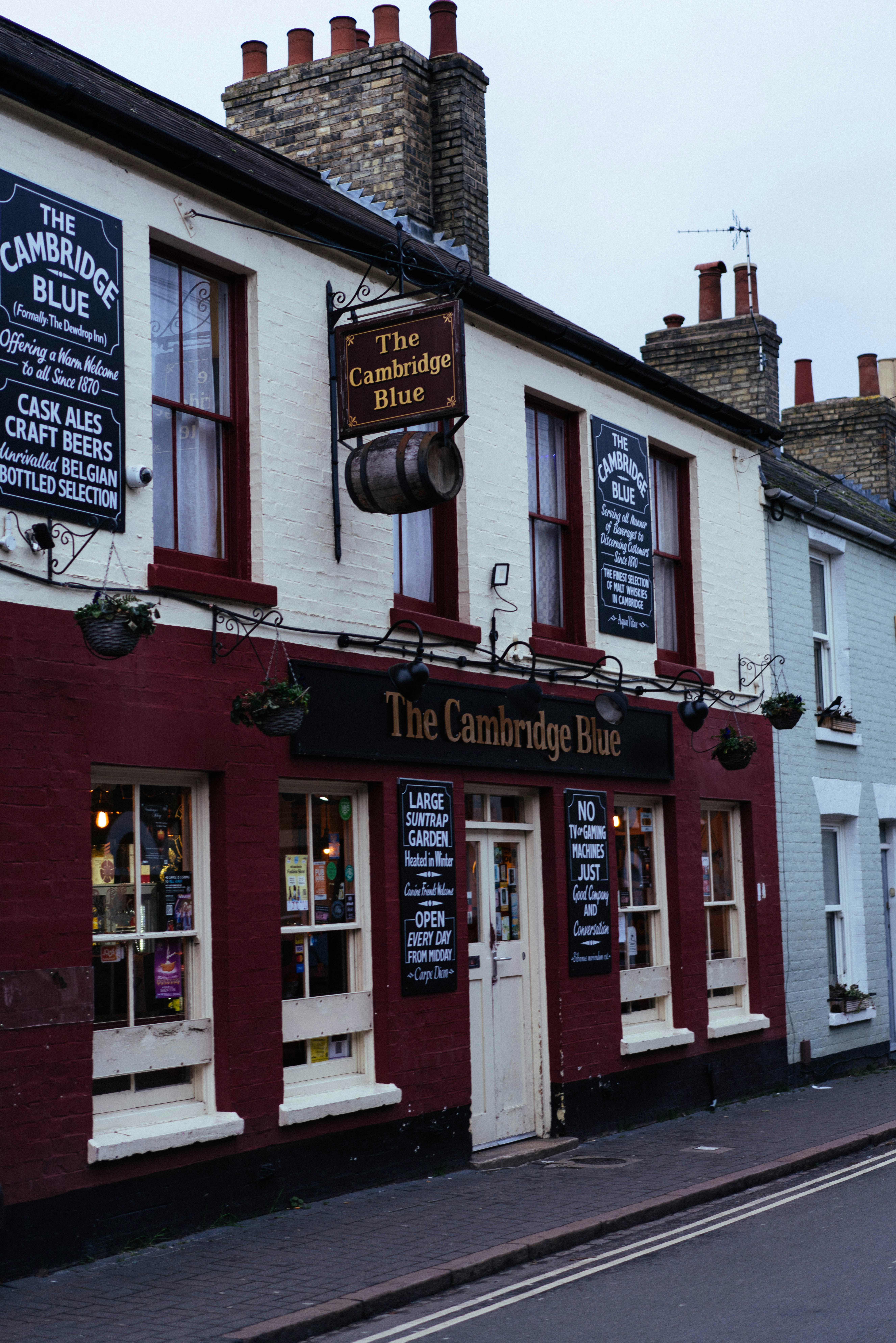 Photo by philhearing