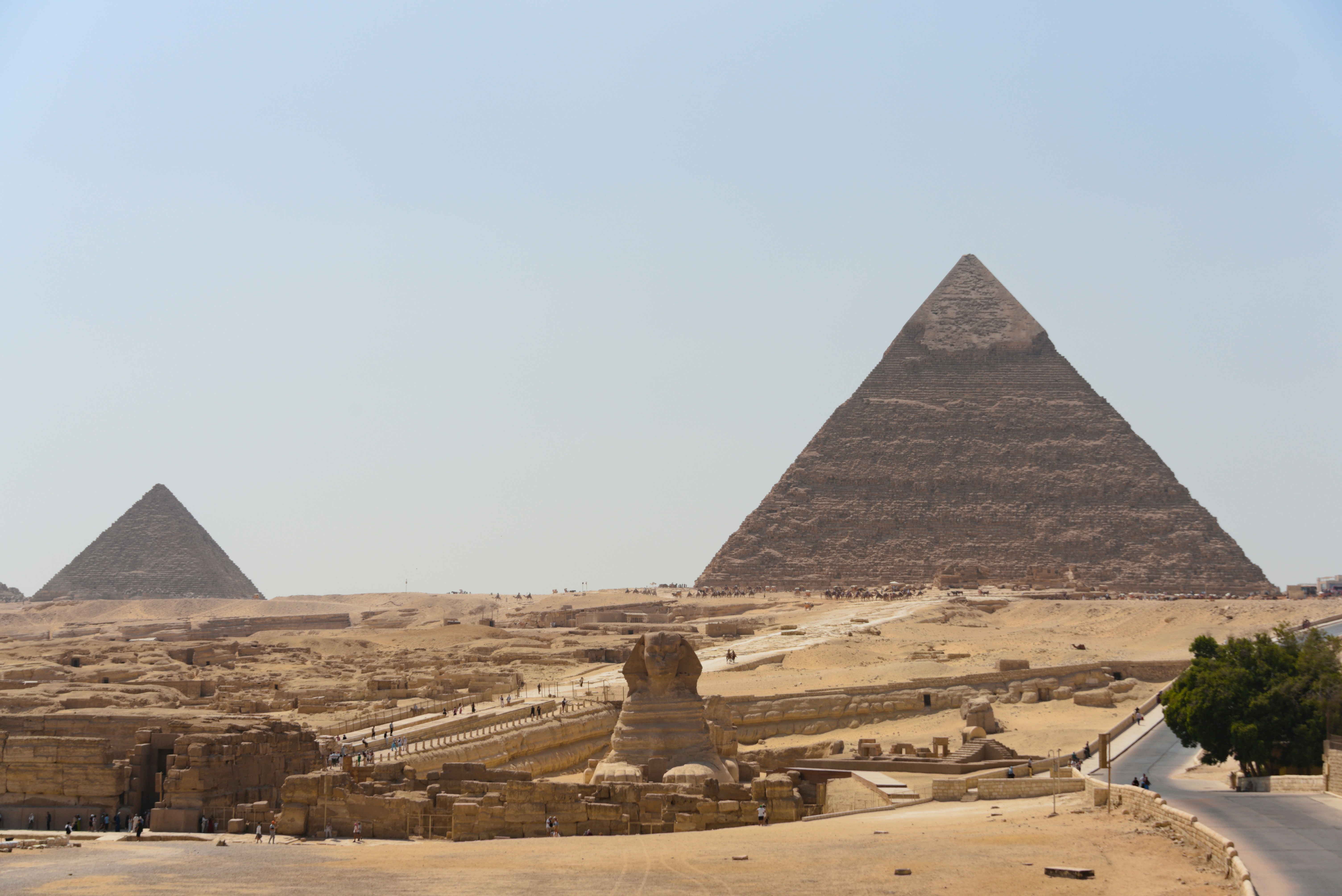 The great pyramids and sphinx under a clear sky