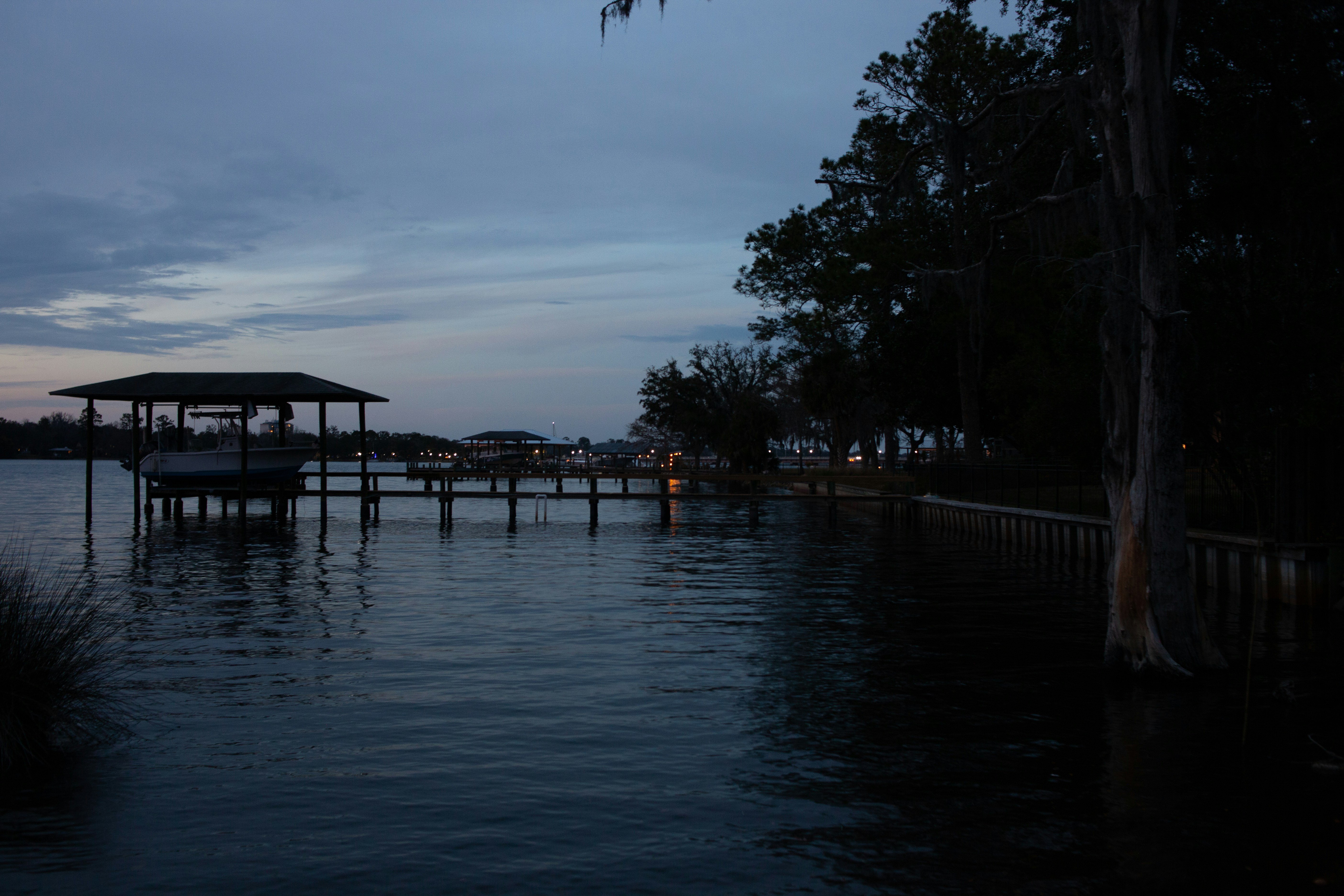 Photo by frontspace101