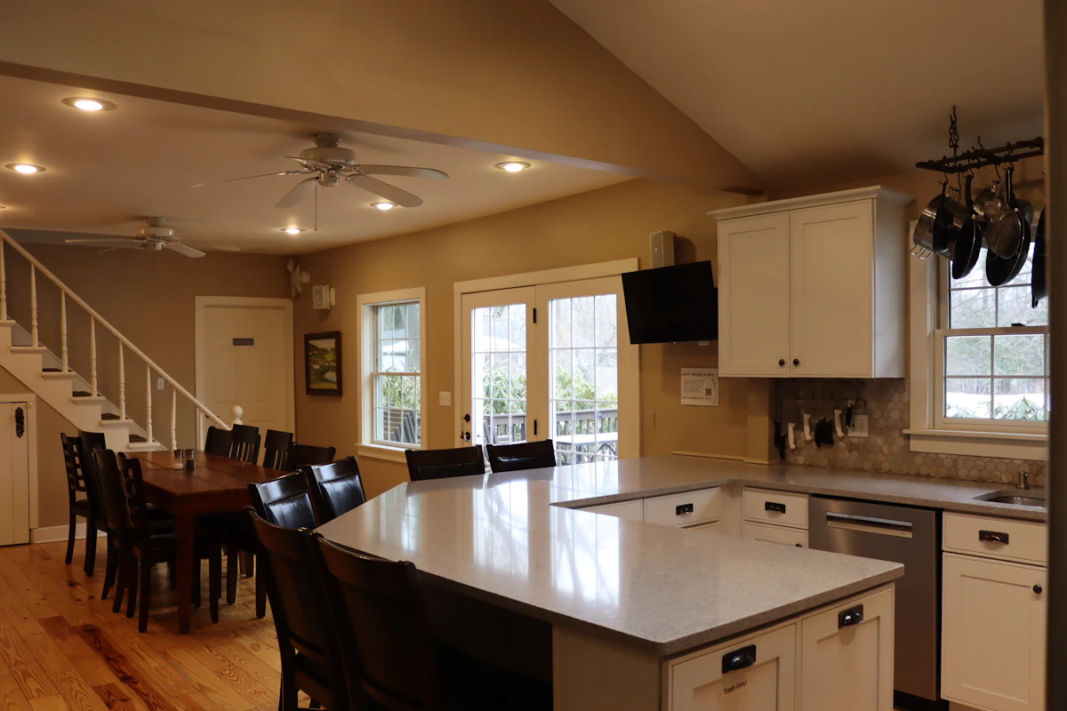 Recessed can lighting retrofit in a remodeled kitchen ceiling