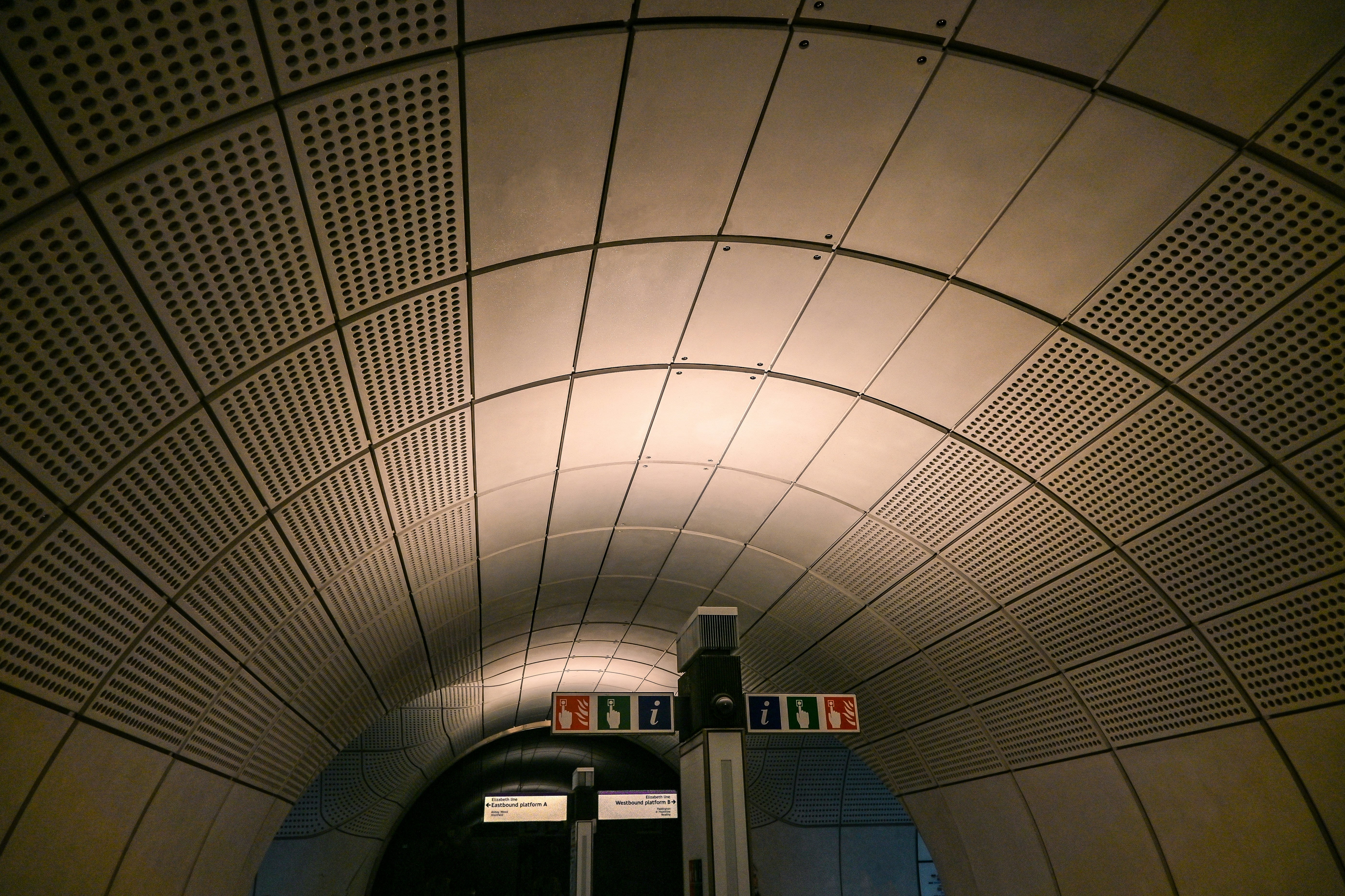 Arched ceiling in a modern subway station.