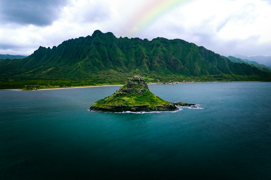 Mokoliʻi island and green Windward mountains