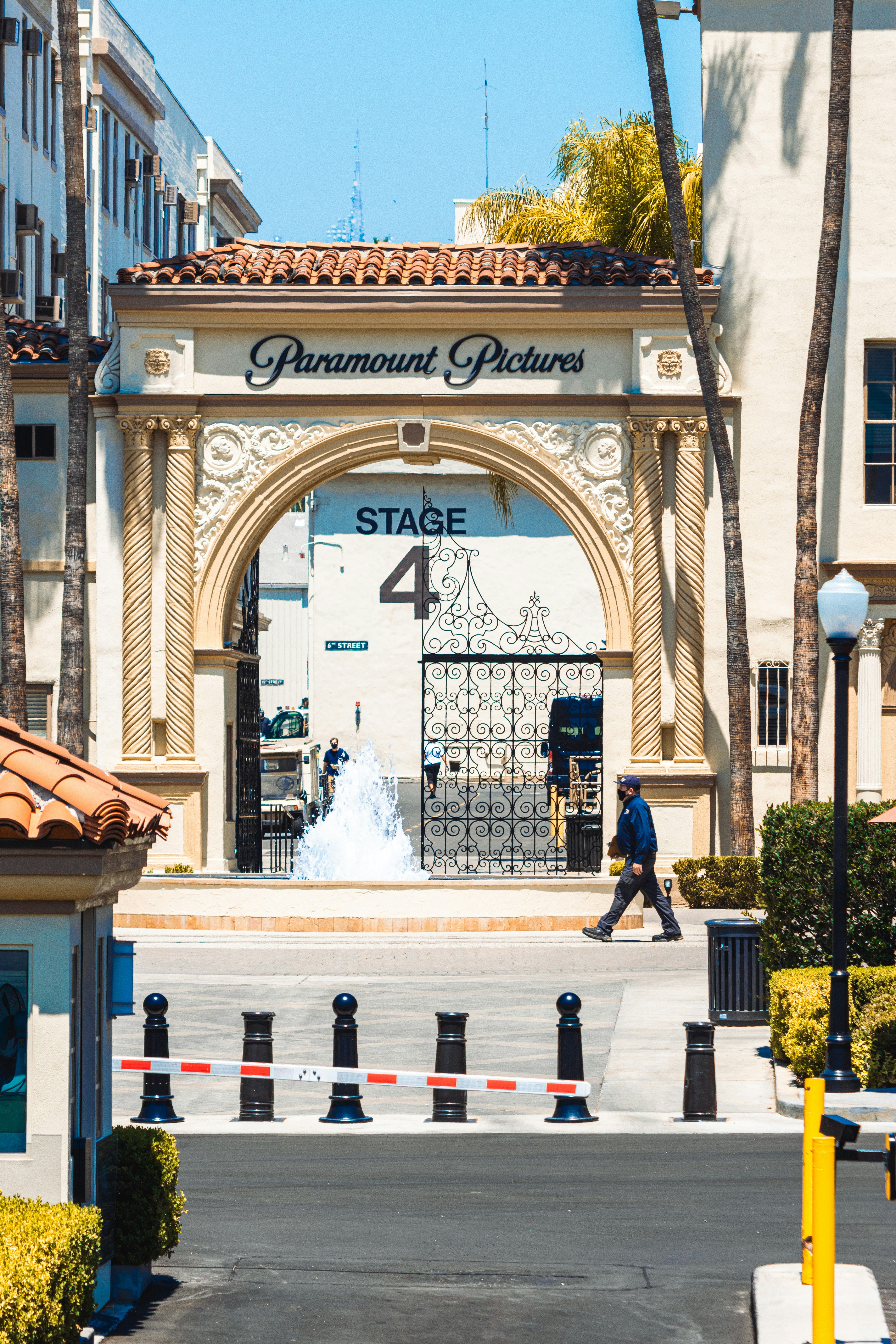 Paramount pictures studio entrance with stage 4 sign