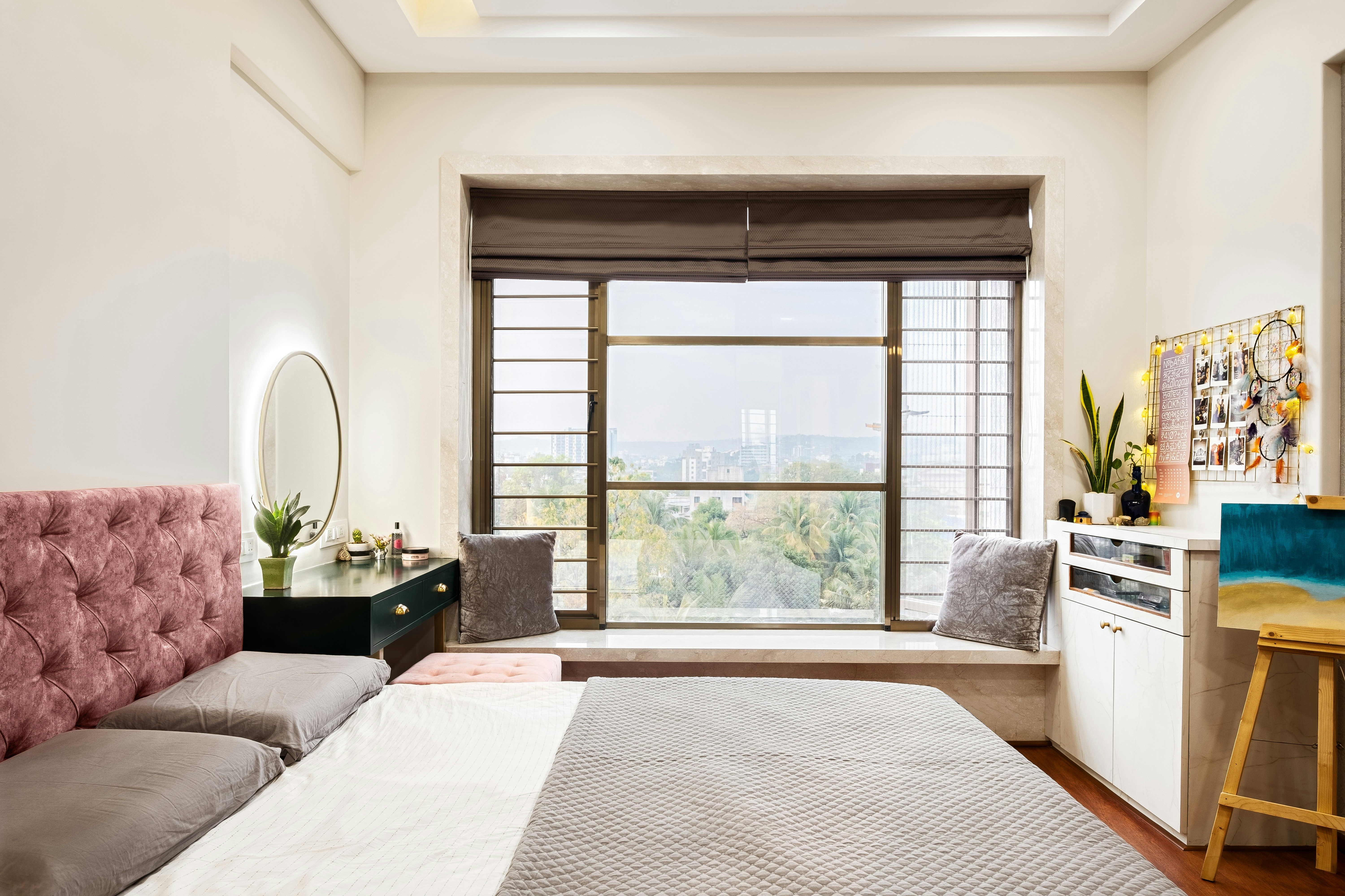 bedroom vanity aesthetic, wallpaper, Bedroom Vanity Mirror Decor: Ideas & Inspiration 6