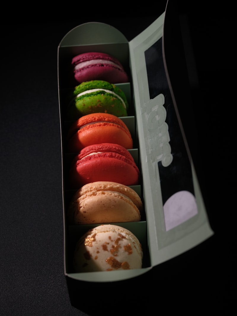 Pastry and confectionery box display — cake and chocolate packaging