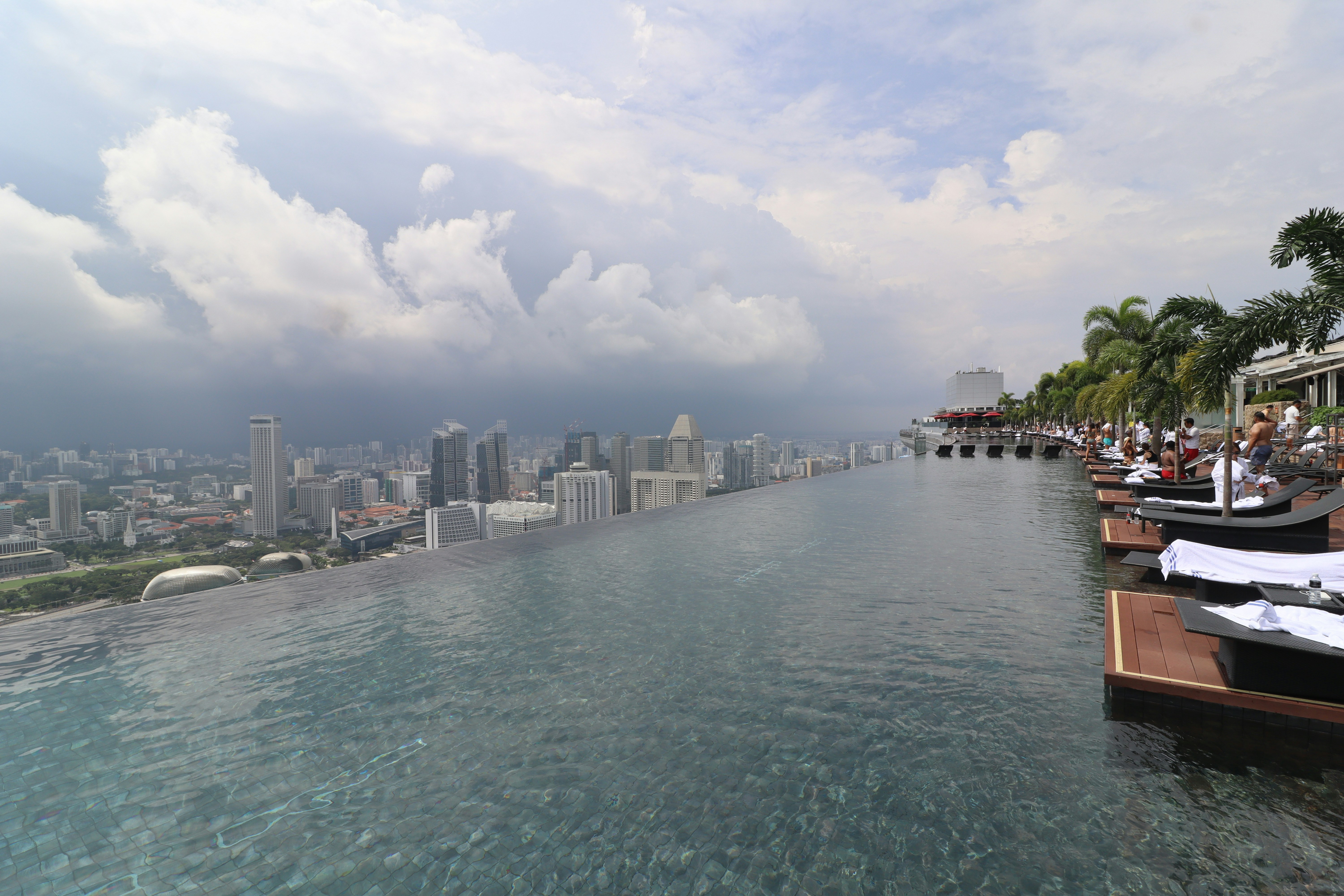 Stay online in the Singapore with a prepaid eSIM from eSIMlii. Instant activation, no roaming charges, and reliable coverage.