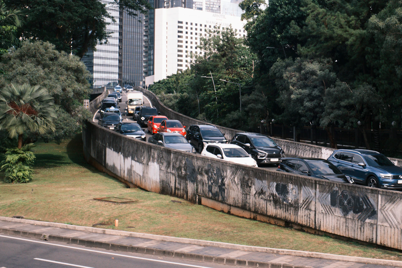Cars backed up on a congested highway ramp, the kind of mid-afternoon slowdown that breaks a route planned hours earlier