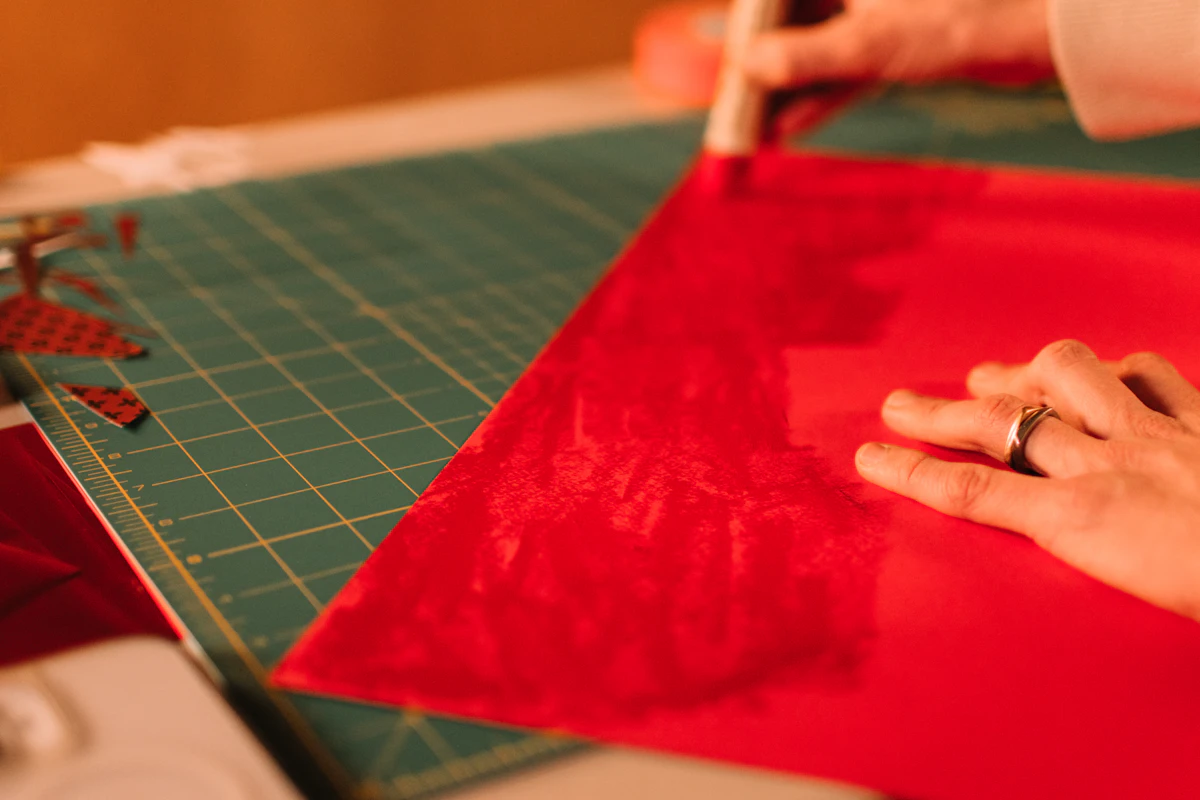 How to Minimize Fabric Waste With a Cutting Layout Plan