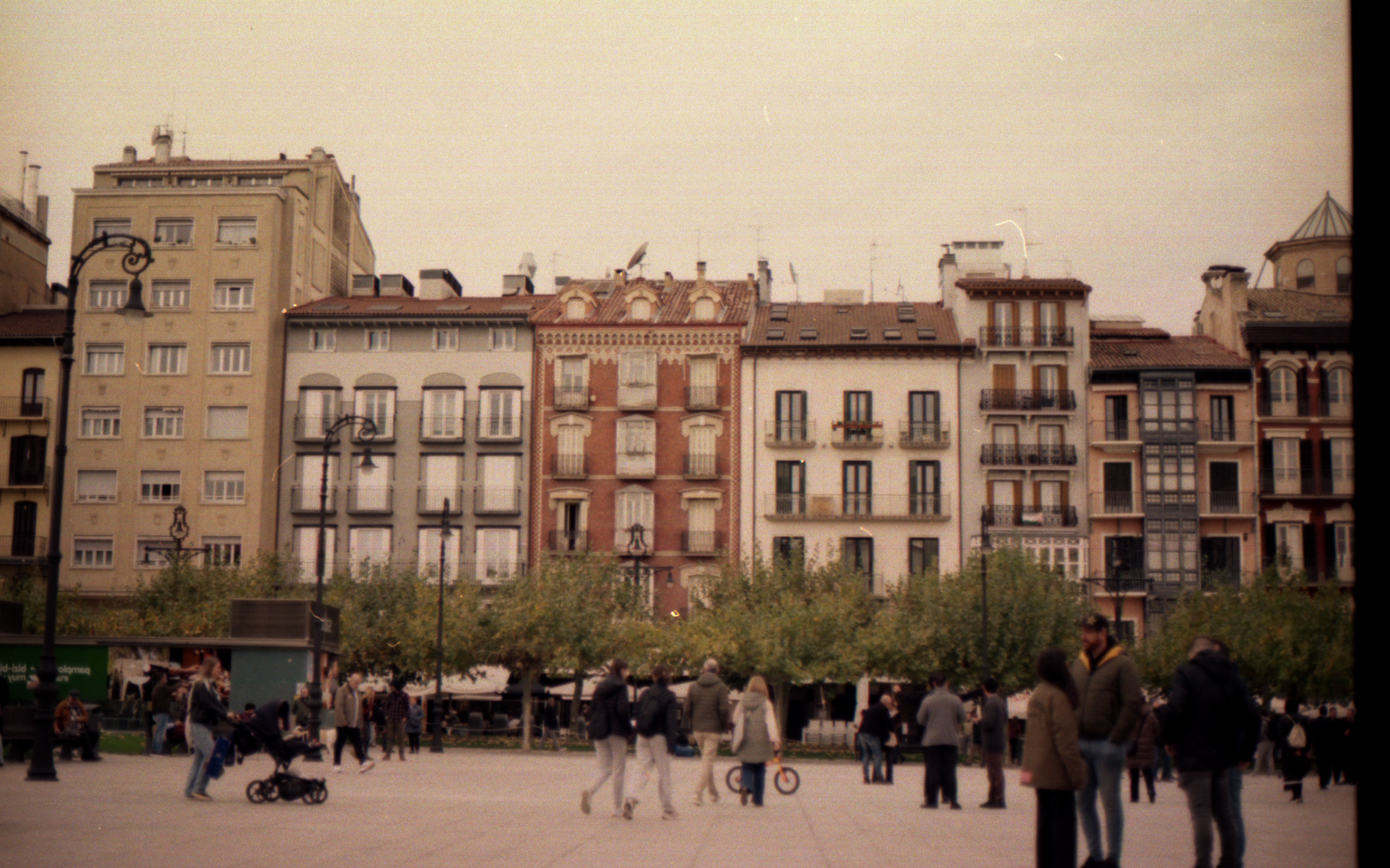 Plaza de las Madres (Plaza 16 de Julio)