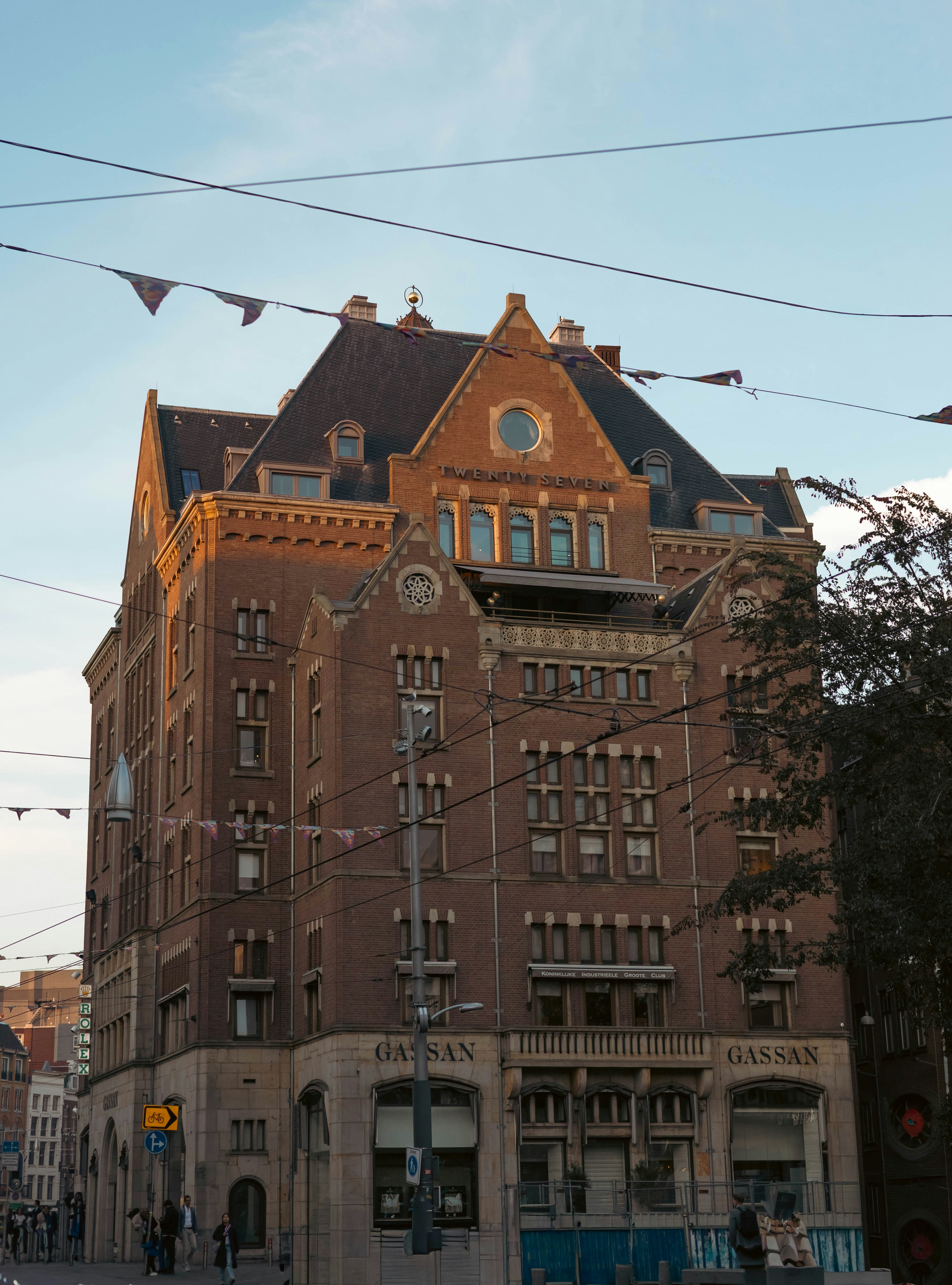 Photo by asecasvik
