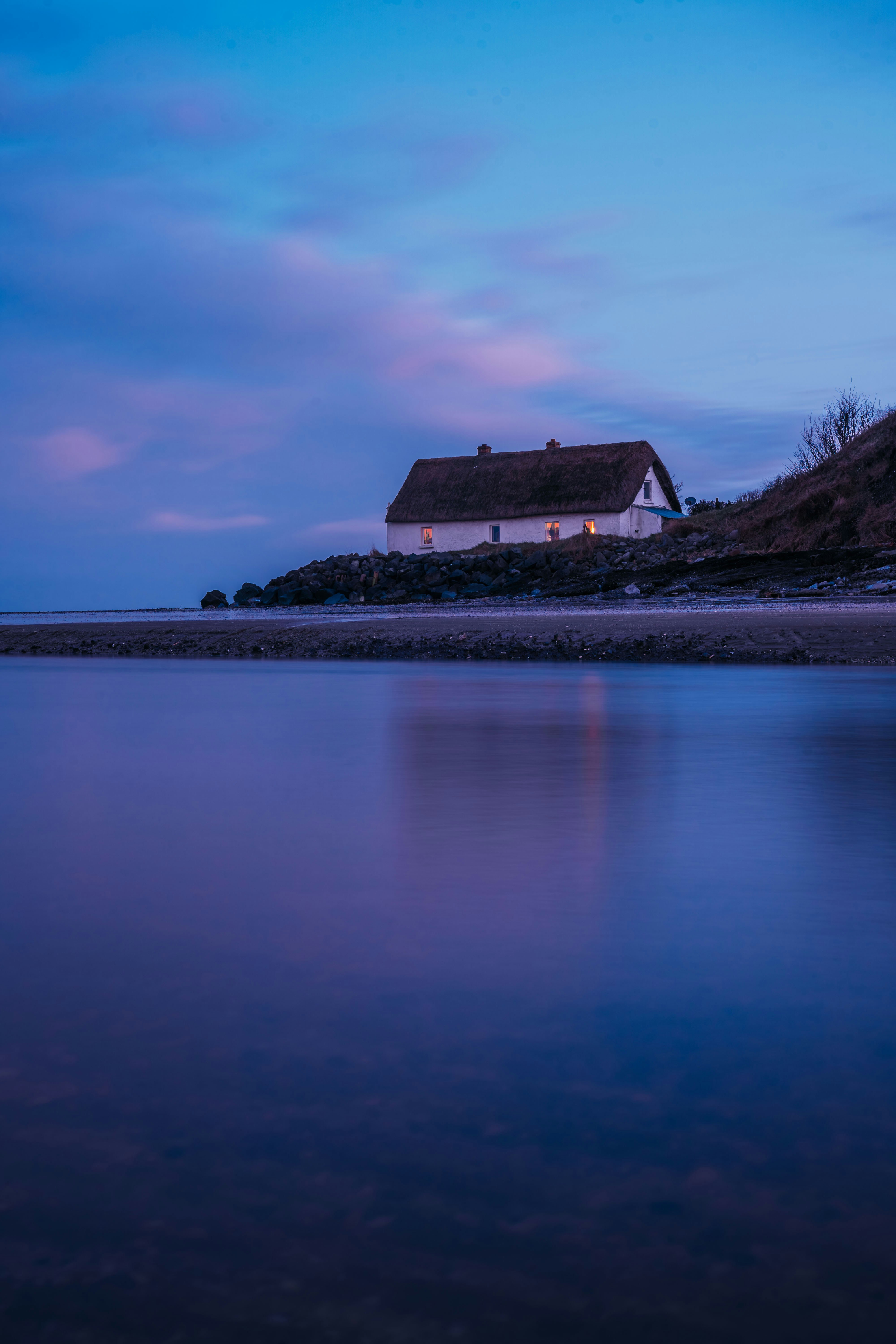 coastal cottage windows