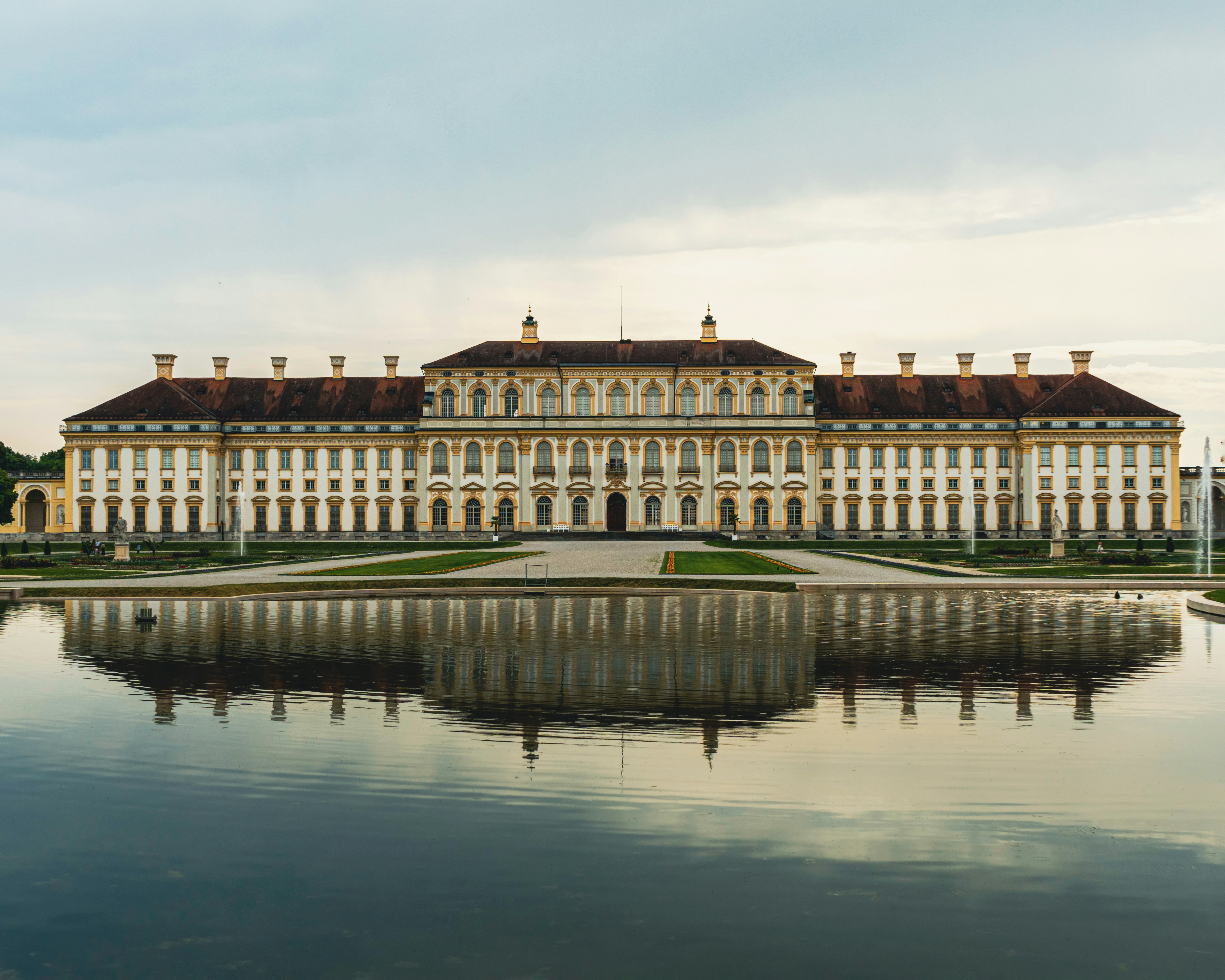 Photo by fatma_gallery