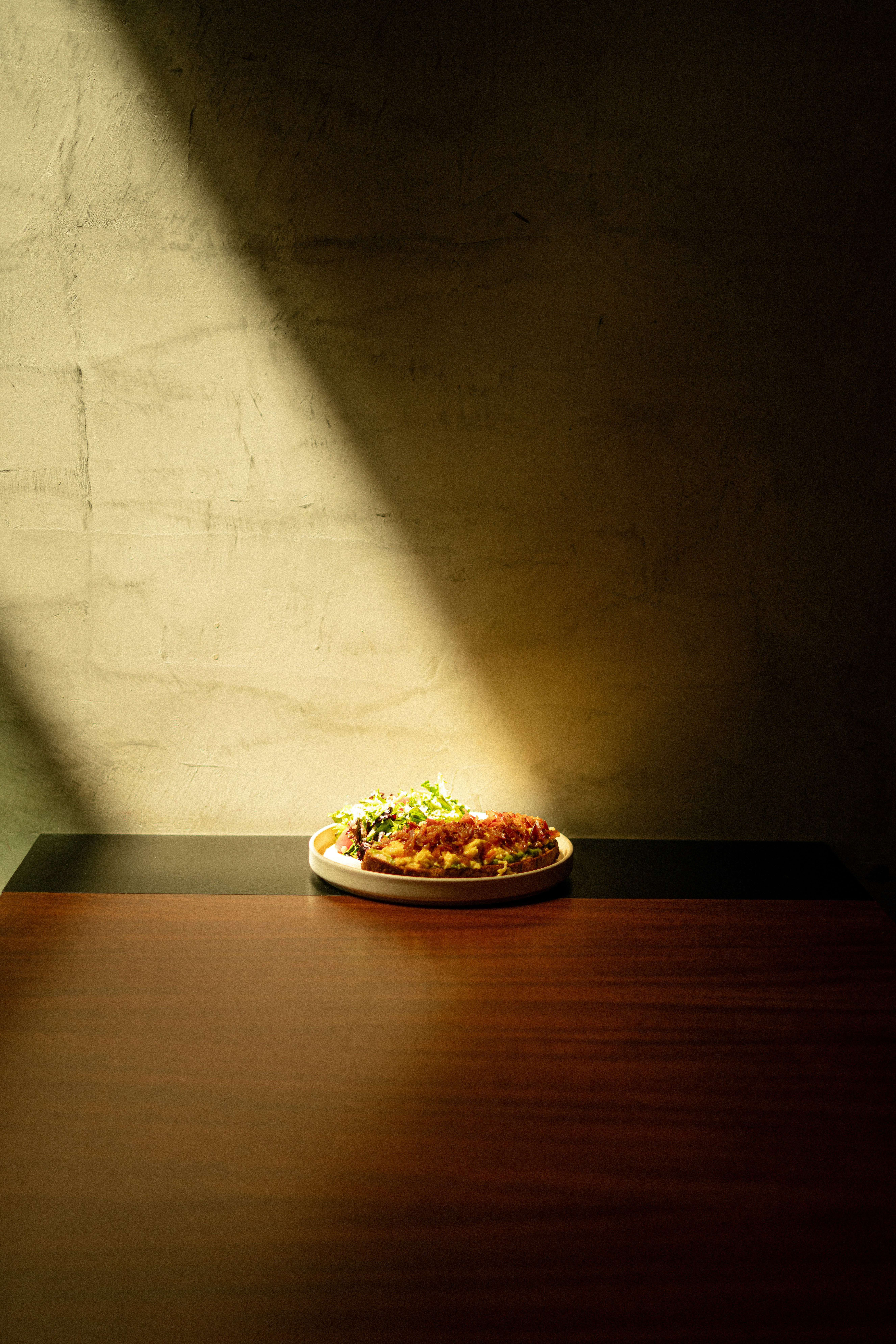 Perfect Pairings: Elevate Your Meal with a Side Salad with Pizza