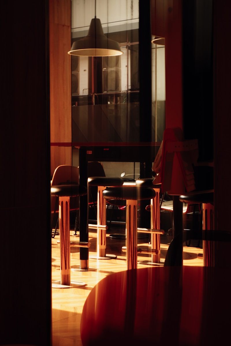 Bistro Yuvarlak Bar Masası