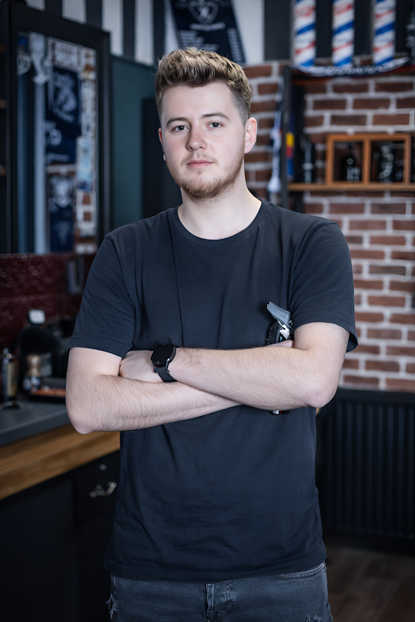 Max Bastian, Herren-Spezialist
