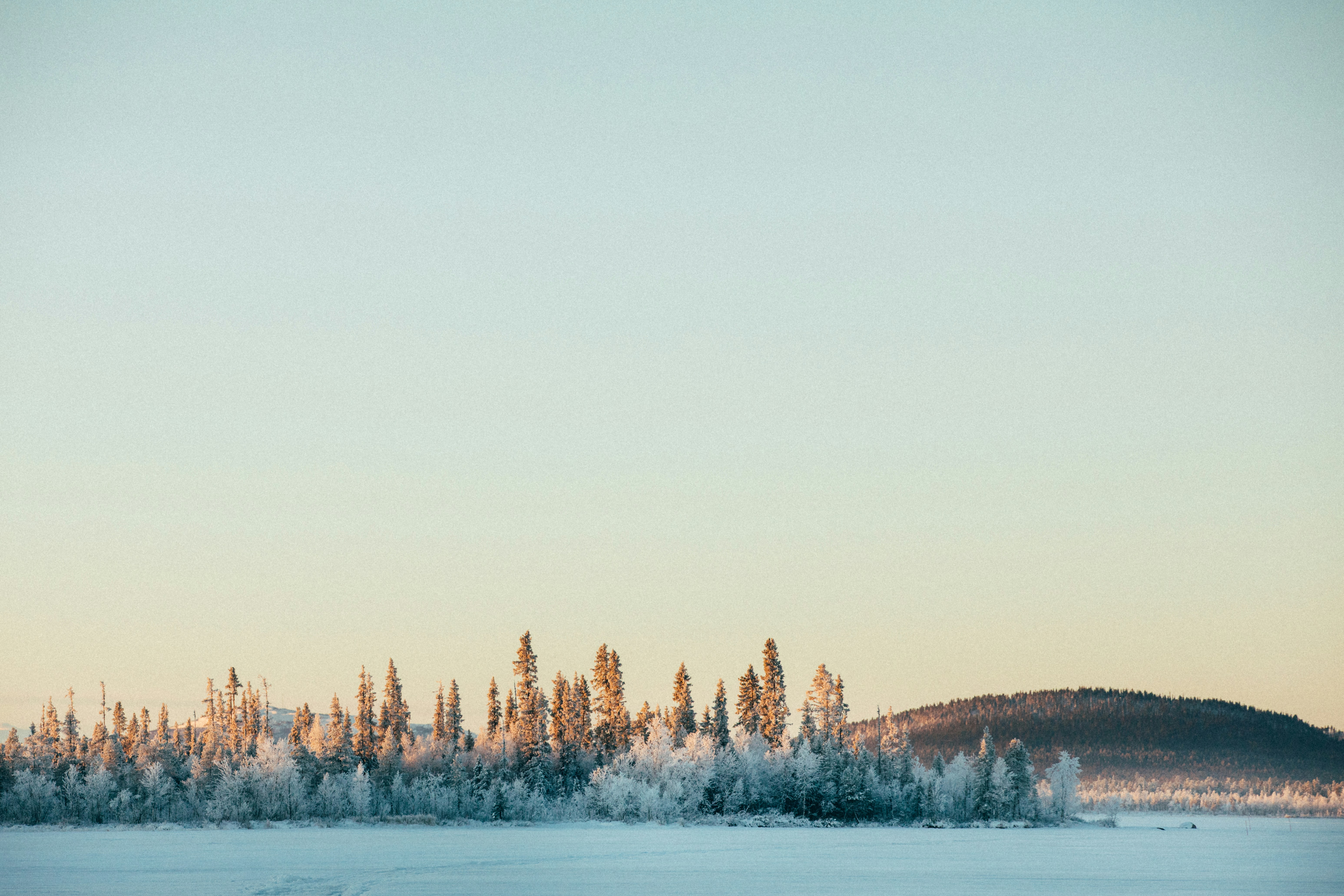 arctic winter landscape, wallpaper, Arctic Camping Layers: Essential Clothing Guide 6