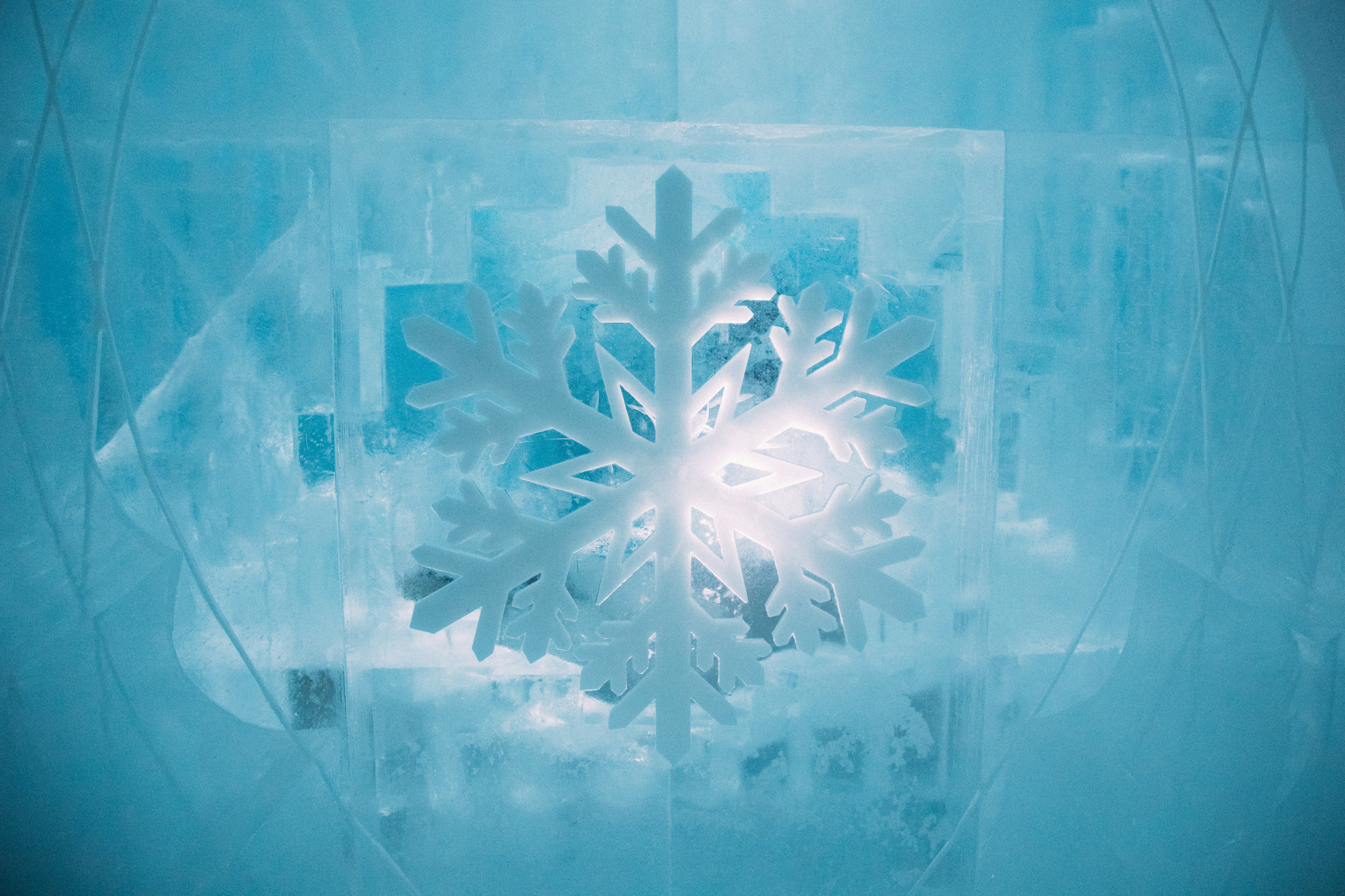 Snowflake investit dans Bedrock Data pour renforcer la gouvernance des systèmes d'IA