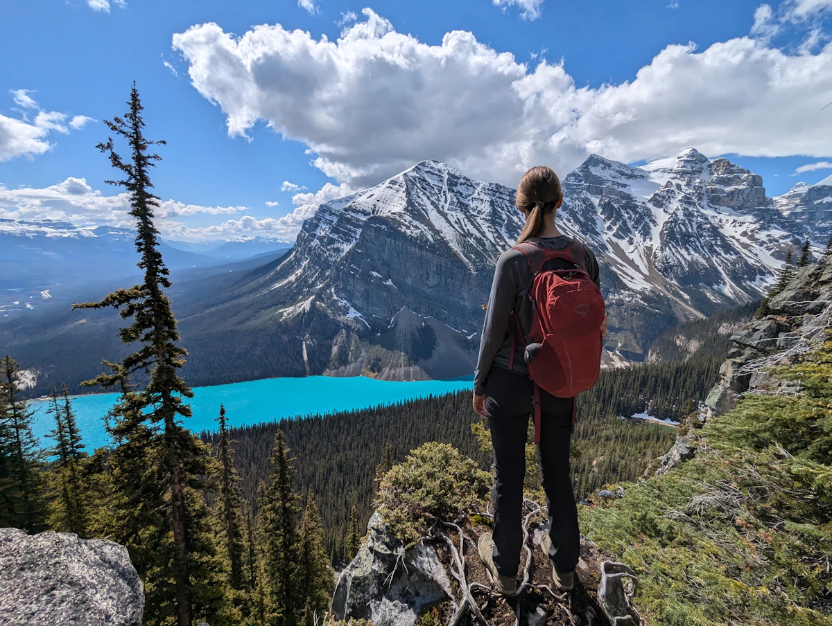 Travel Backpack Buying Guide: Fit, Organization and Carry-On Practicality