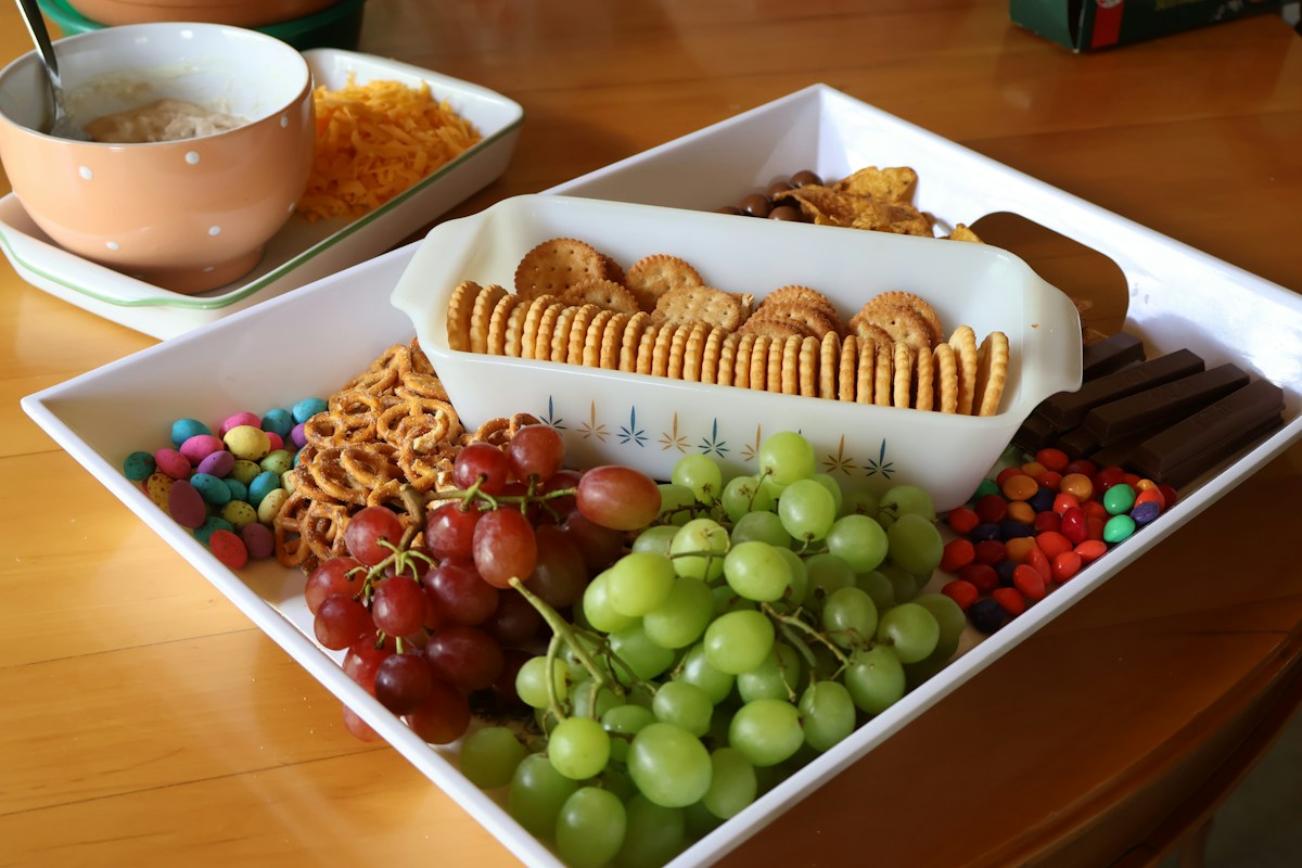 What Are Healthy Cold Snacks Kids Can Grab After School?