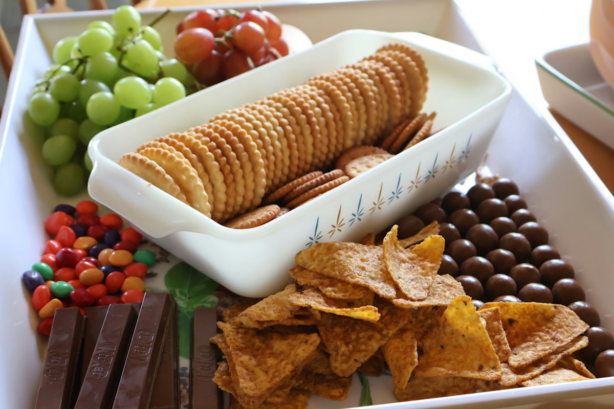 How Can I Make Movie Night Snacks for a Picky Preschooler?
