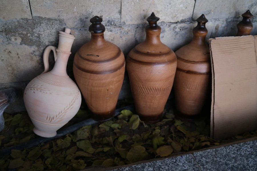 Decorative pots