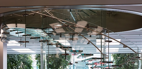 Glass balustrade staircase