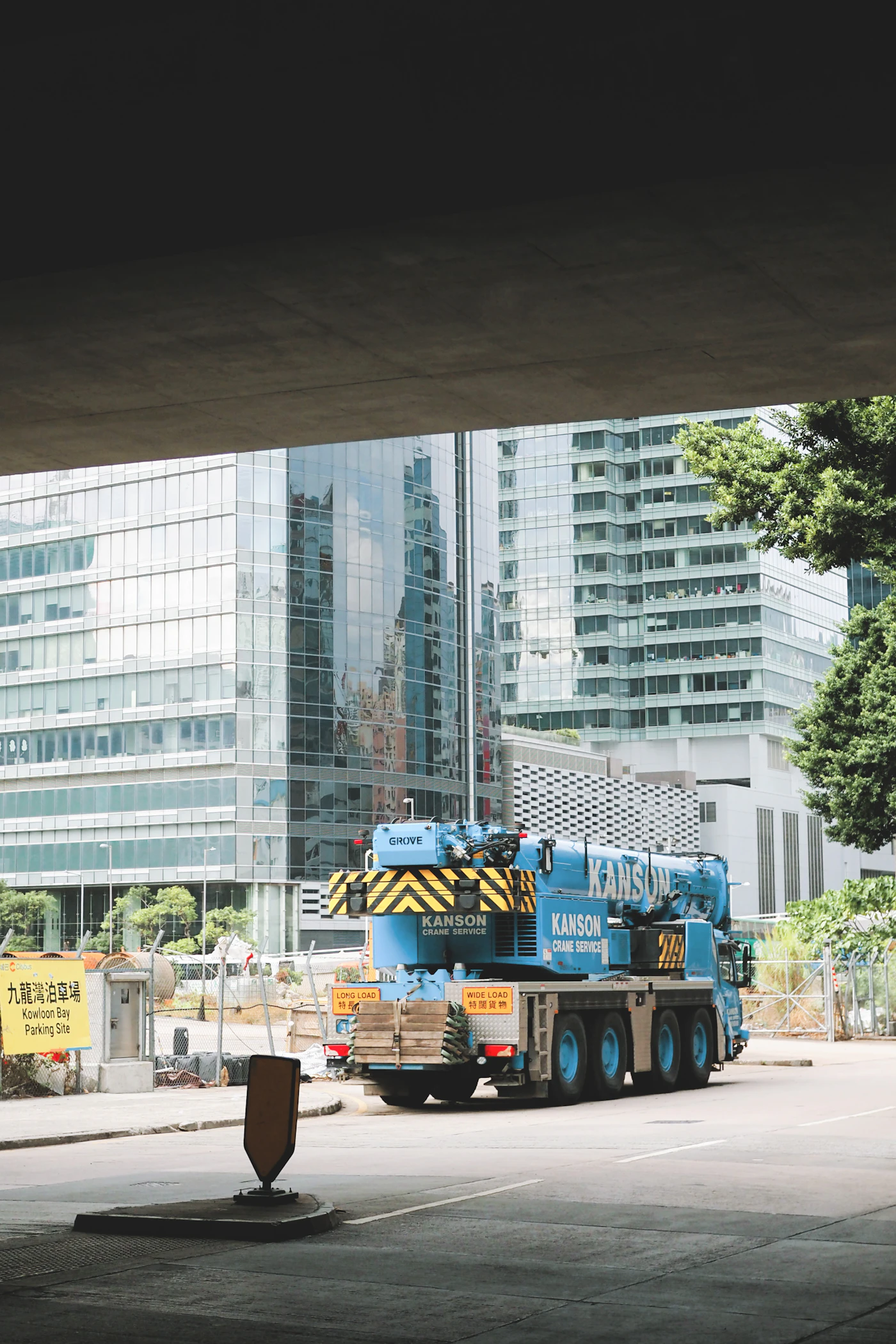 80MT telescopic crane