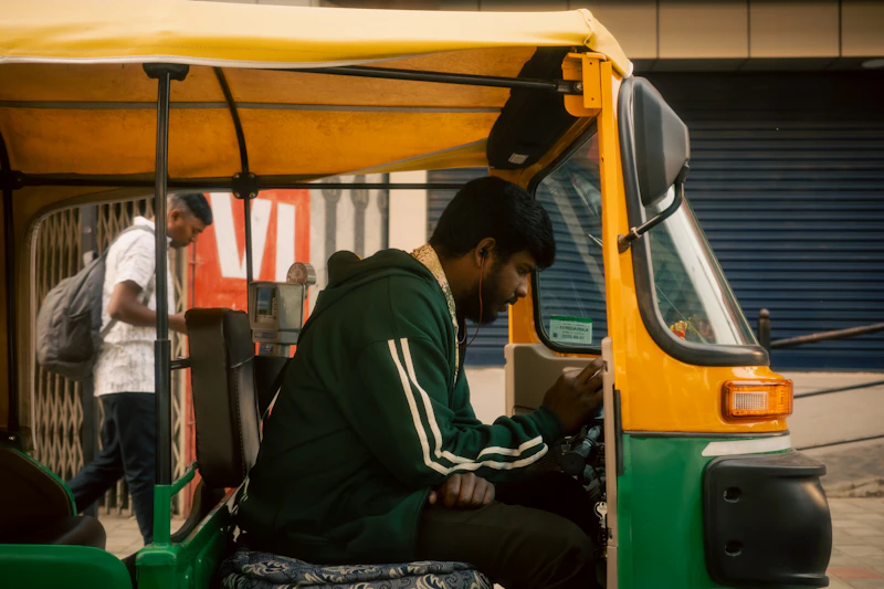 Auto rickshaw hood branding campaign India - Prime Pixel Ads