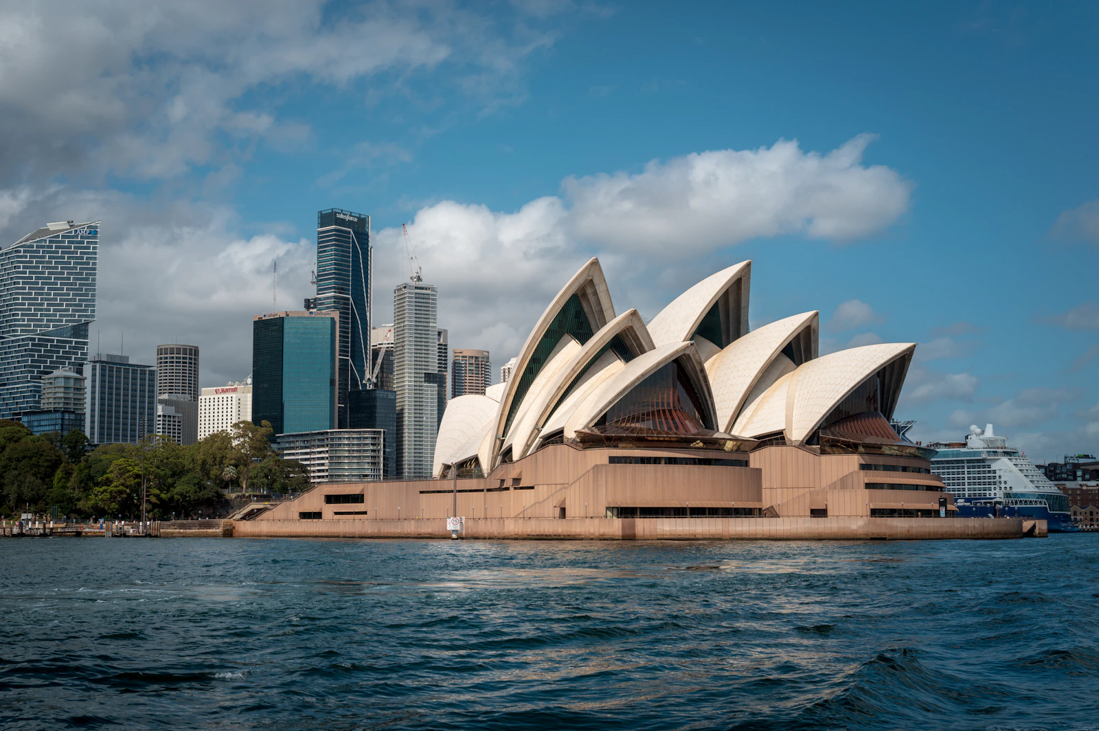 Sydney Opera House and skyline
