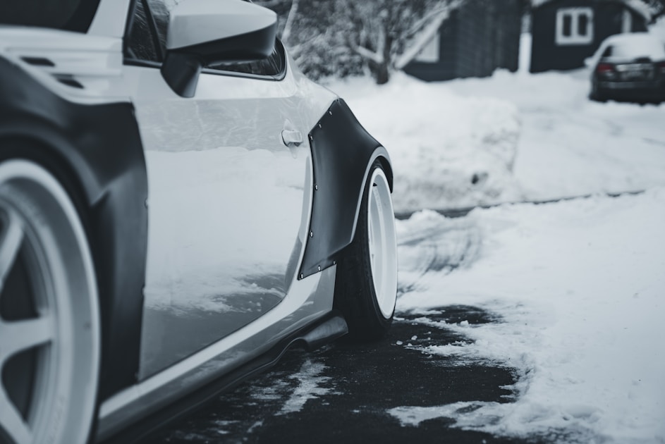 Streusalz schaeden am auto vermeiden und reparieren: detailed close-up view