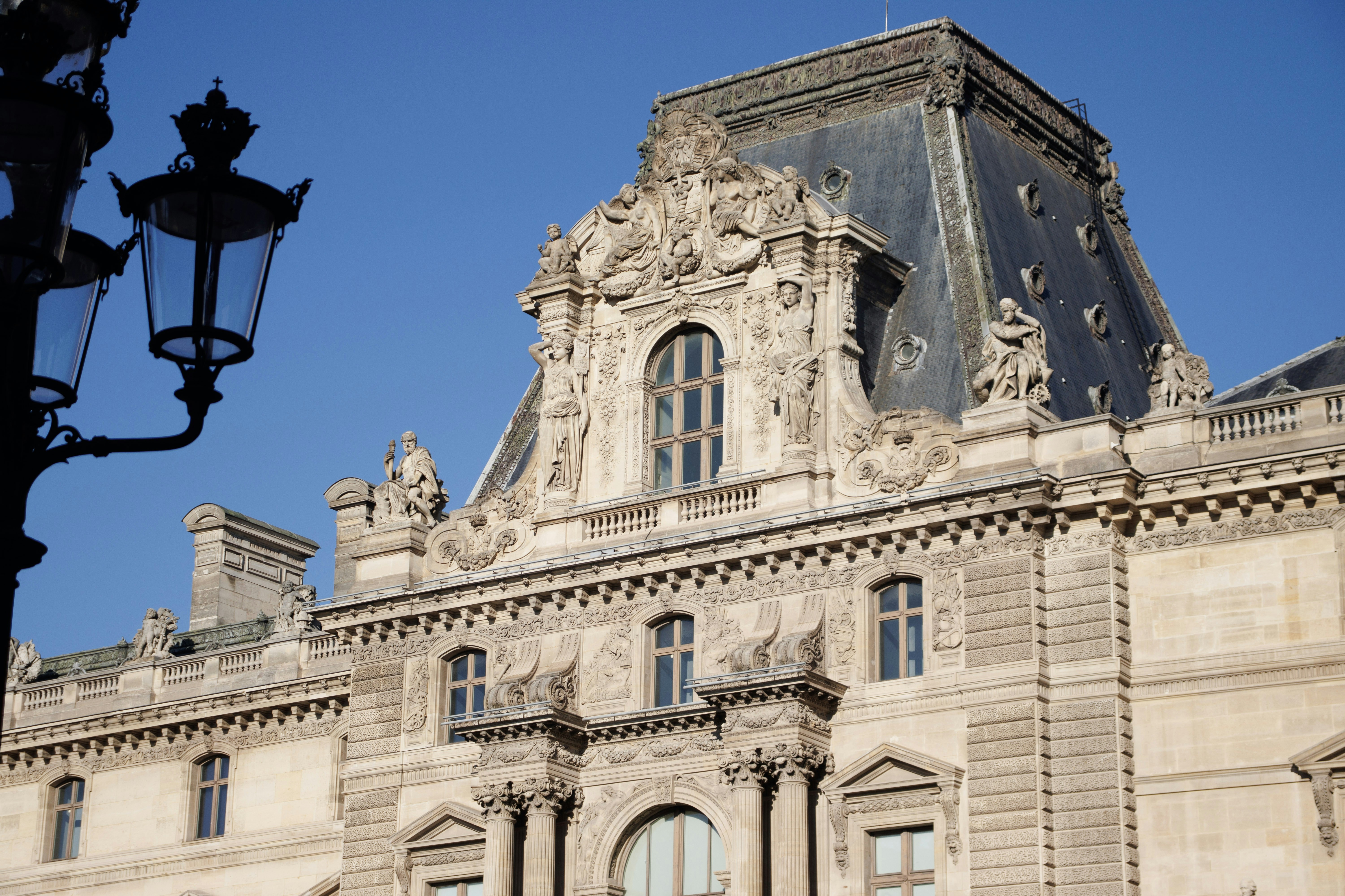 Photo by mustafayigitt