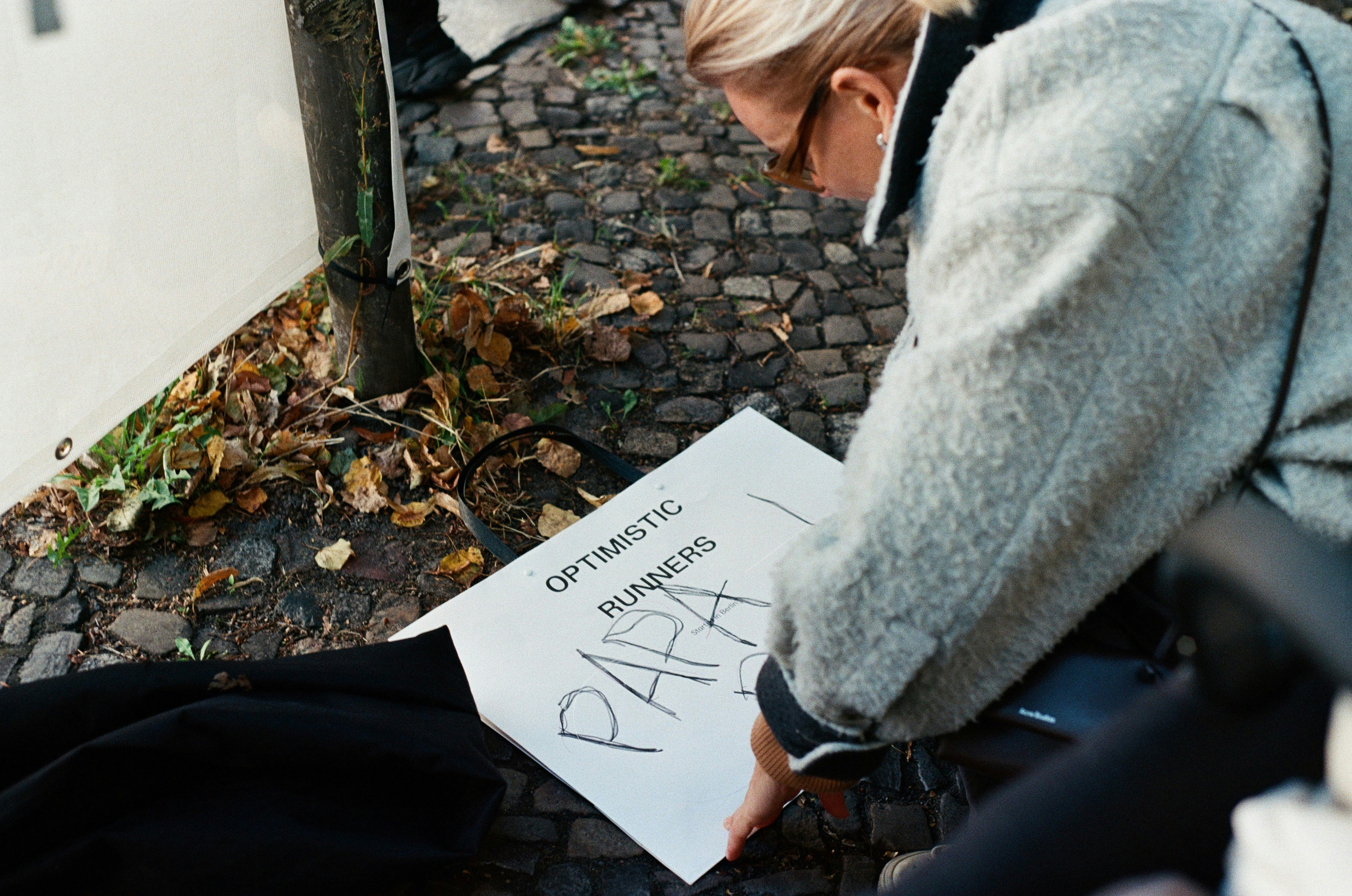 Exploring Resilience in Sports Memoirs: The Stories Behind the Stars