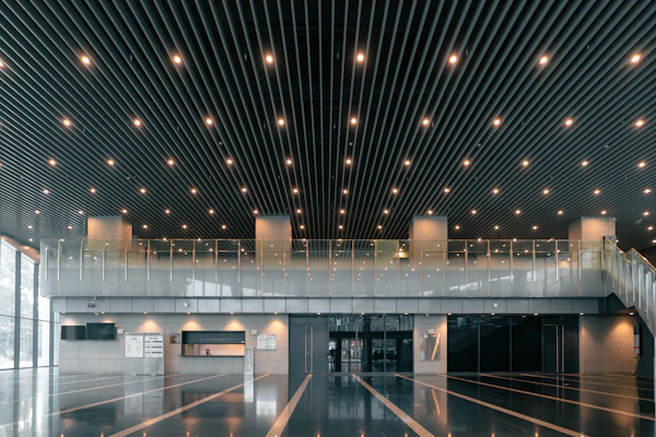 Orlando convention center - Modern interior with reflective floors and ceiling lights