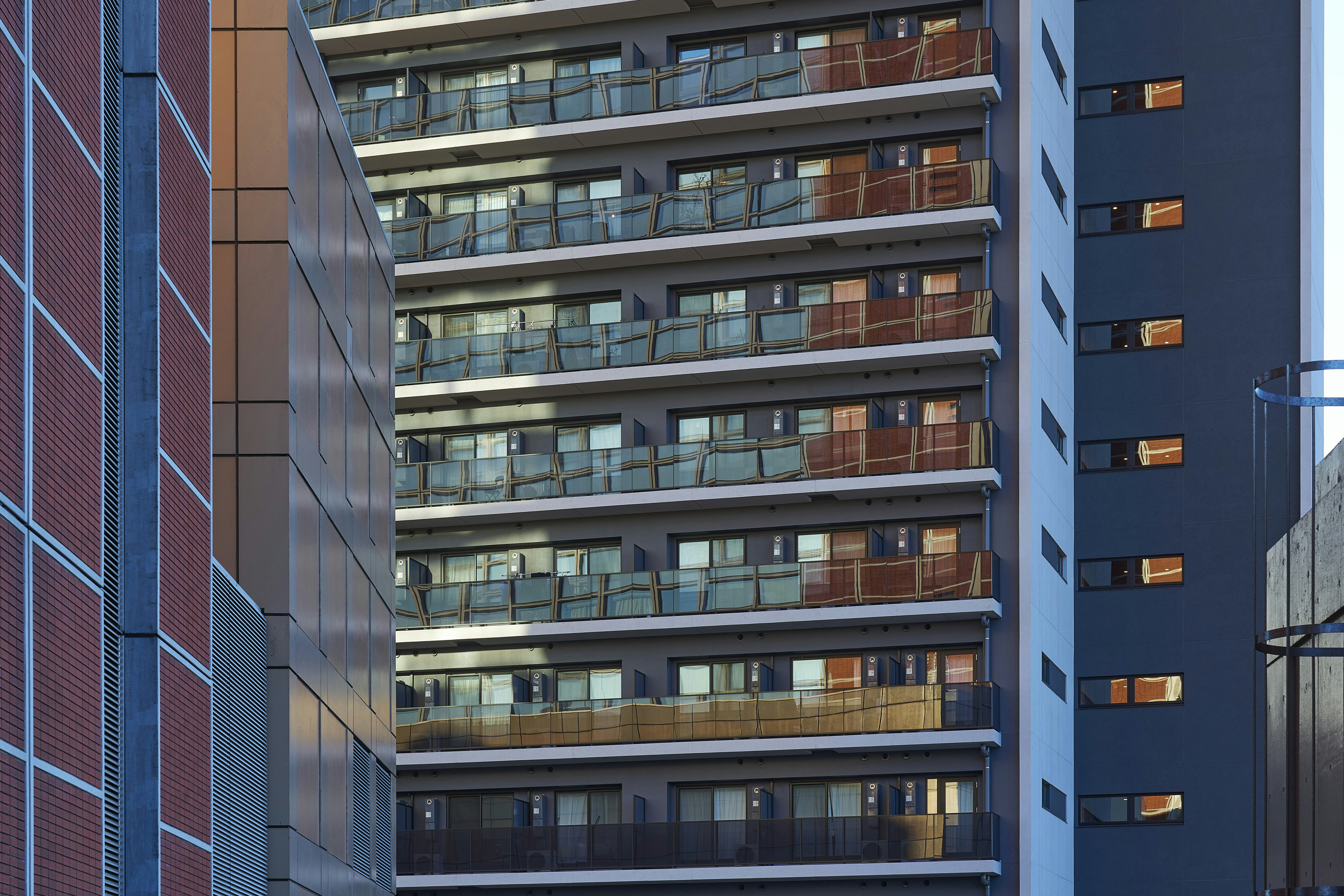 Photo by hiroyanakashi